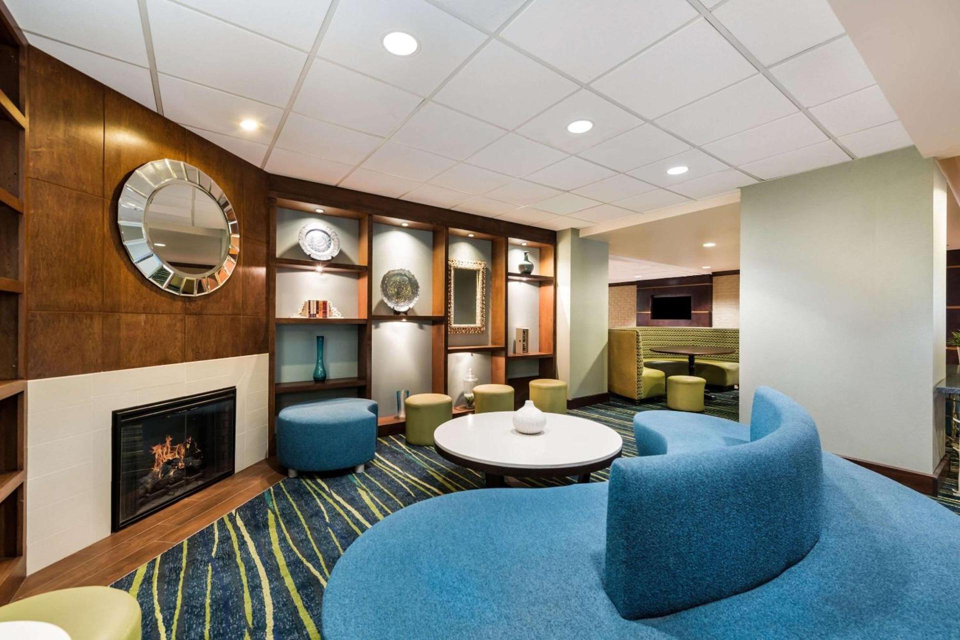 Country Inn & Suites by Radisson, Virginia Beach Oceanfront photo 5