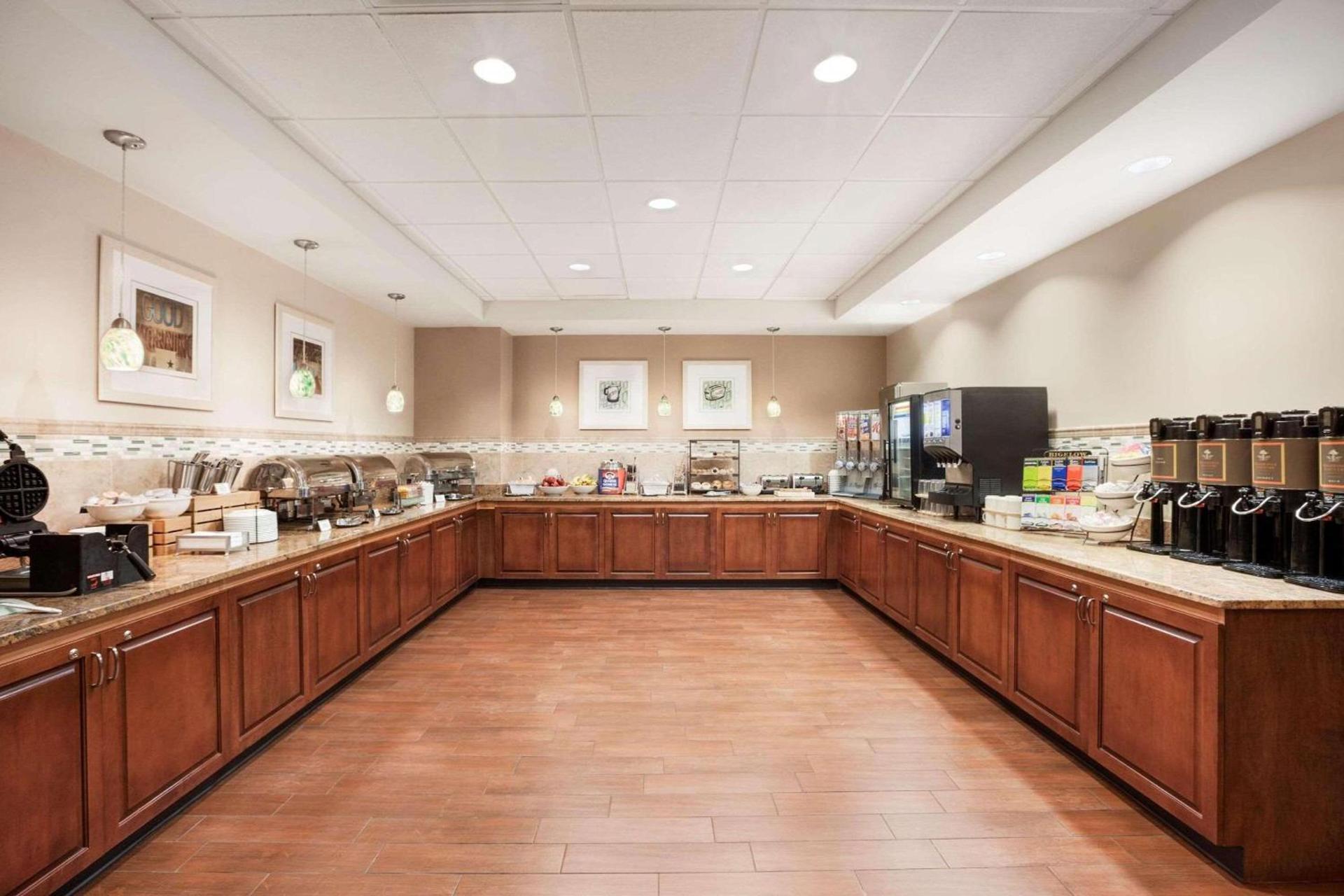 Country Inn & Suites by Radisson, Virginia Beach Oceanfront photo 24