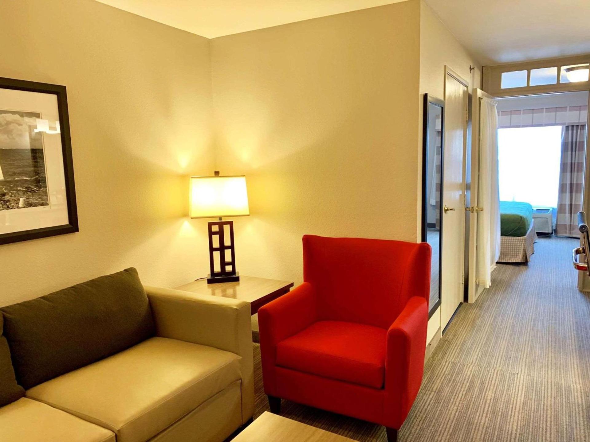Country Inn & Suites by Radisson Kenosha - Pleasant Prairie photo 10