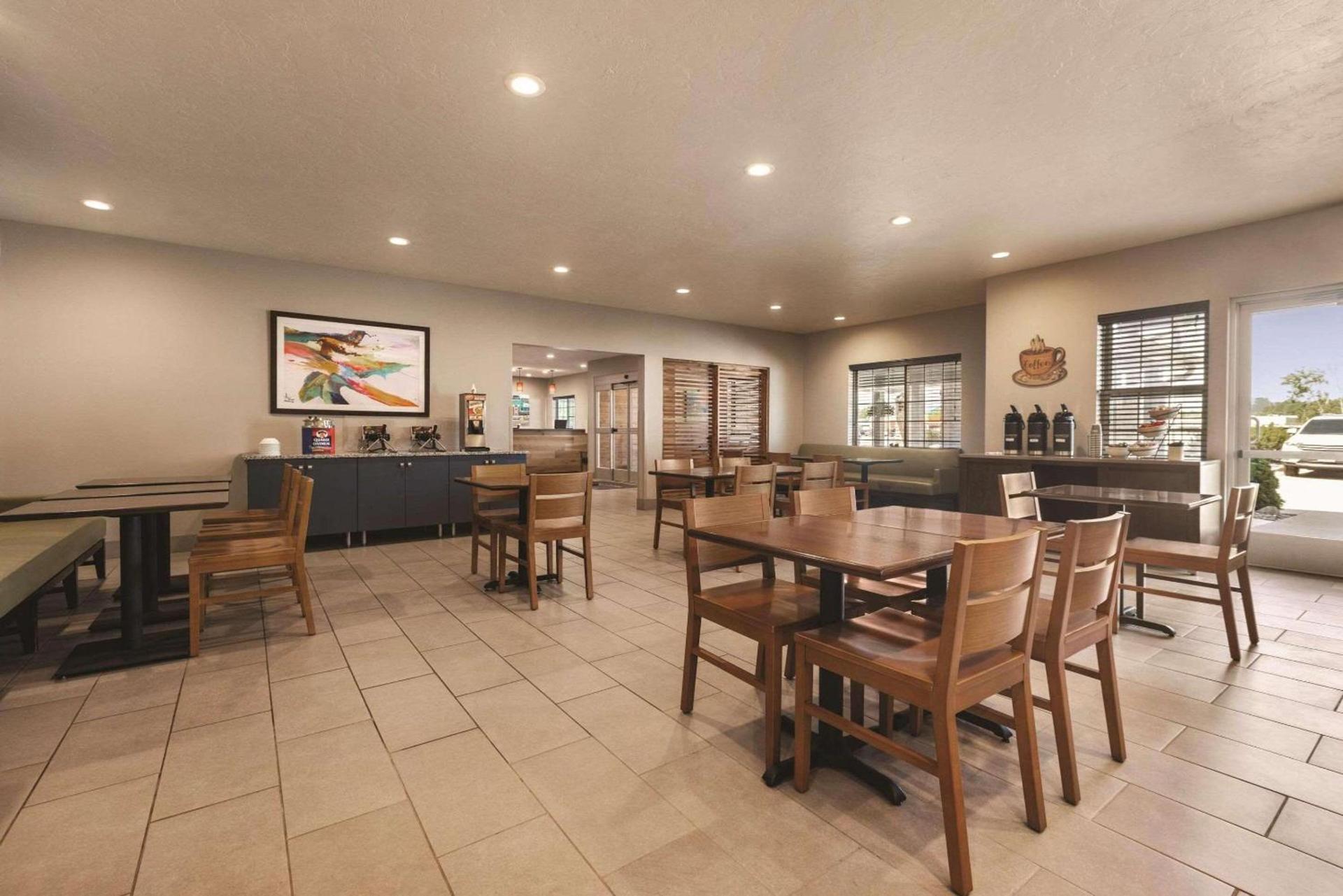 Country Inn & Suites by Radisson, Green Bay North photo 22