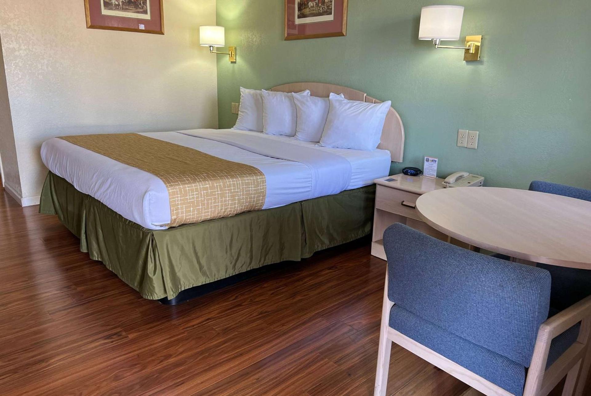 Travelodge by Wyndham Holbrook photo 17