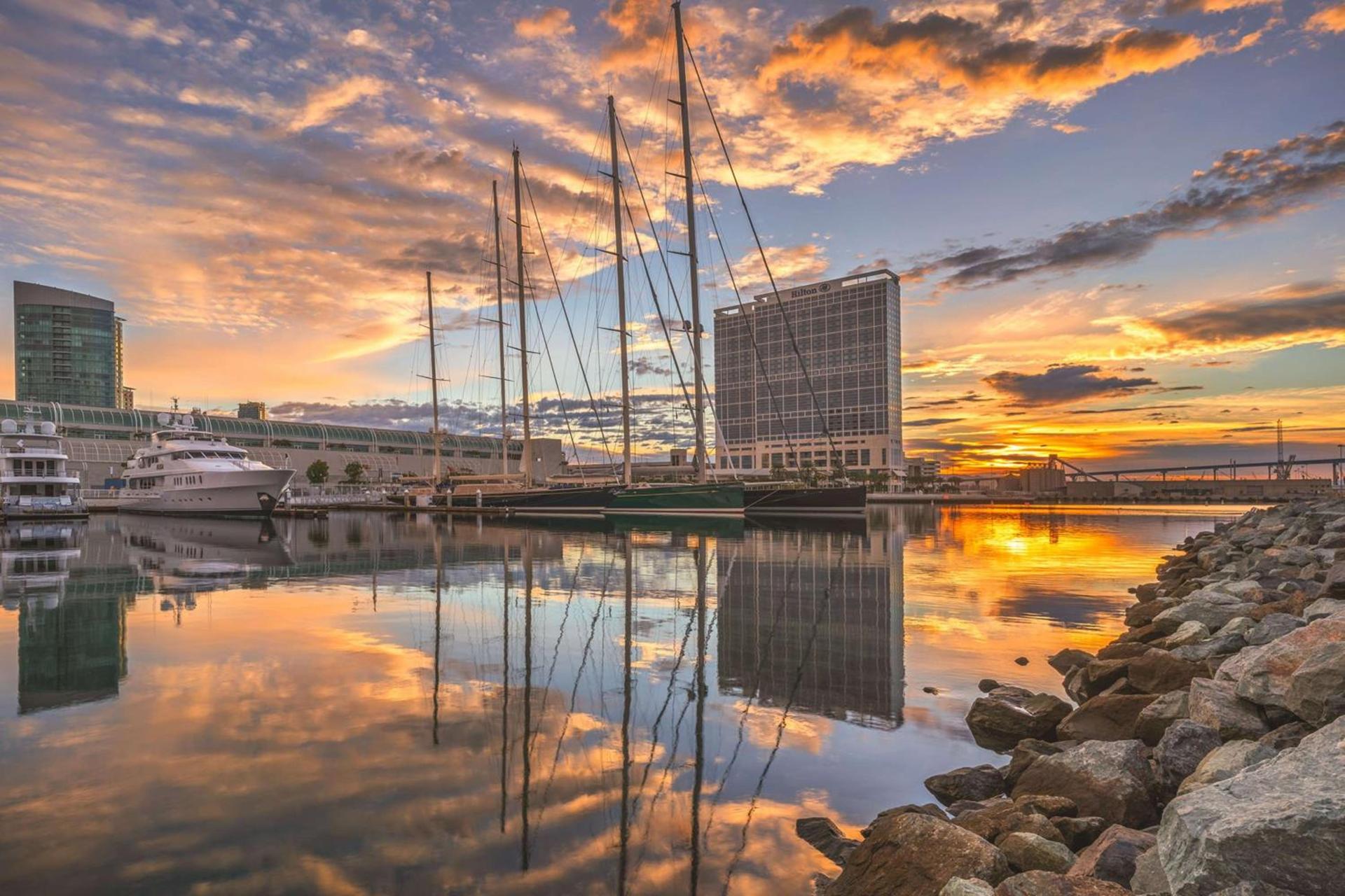 Hilton San Diego Bayfront photo 10
