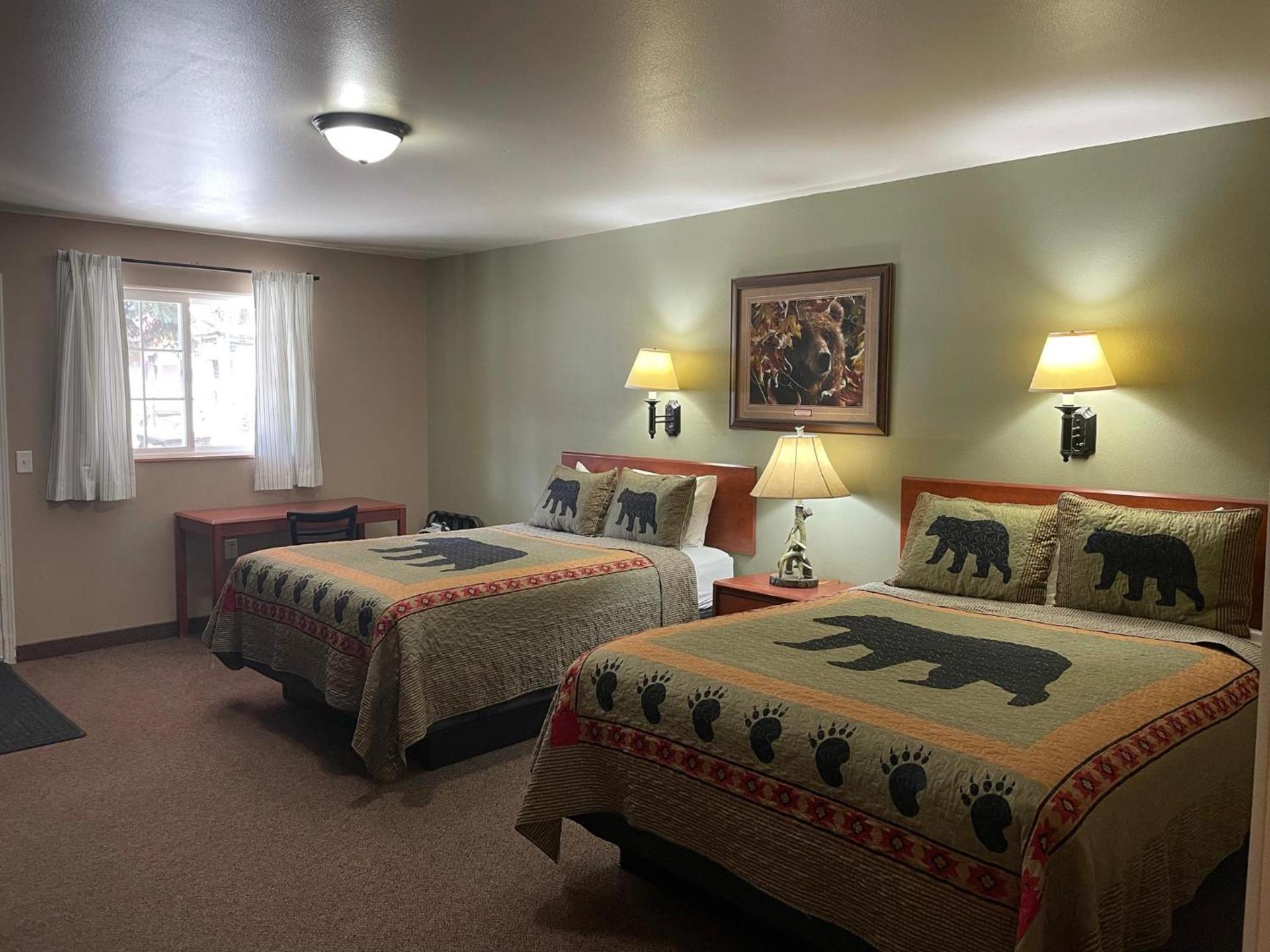 Antlers Lodge photo 18