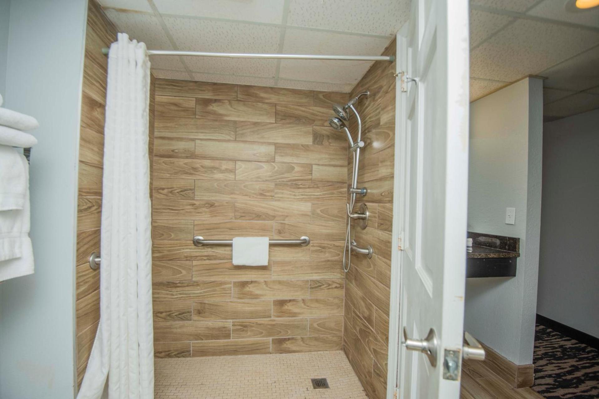 Tremont Lodge & Resort photo 70