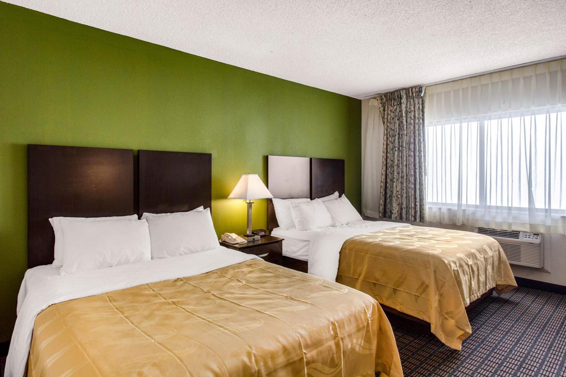 Quality Inn Stateline photo 32