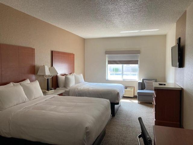 AmericInn by Wyndham Grinnell photo 35