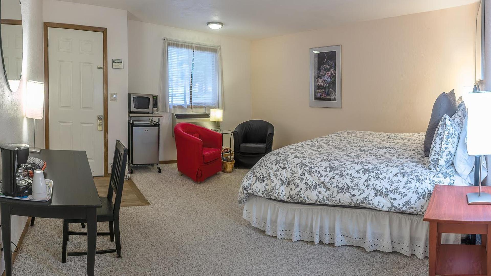 Green Springs Inn photo 16