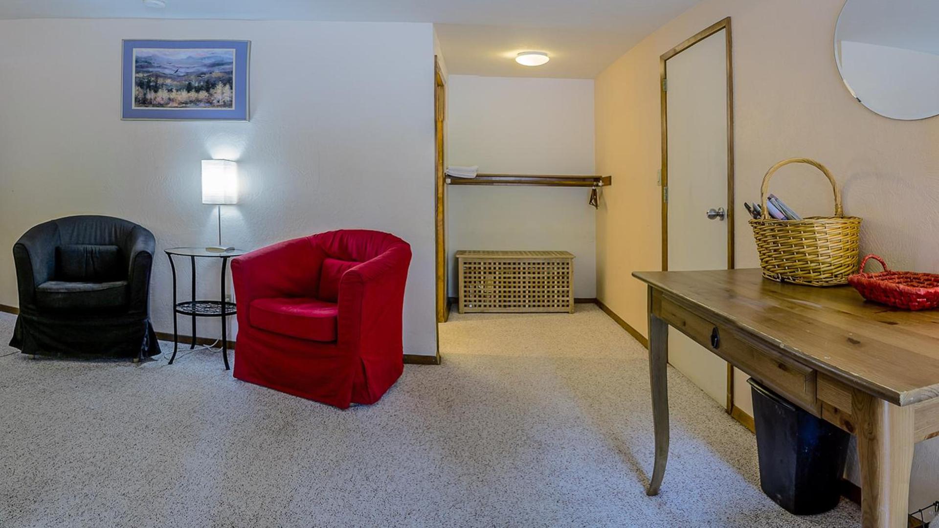 Green Springs Inn photo 18