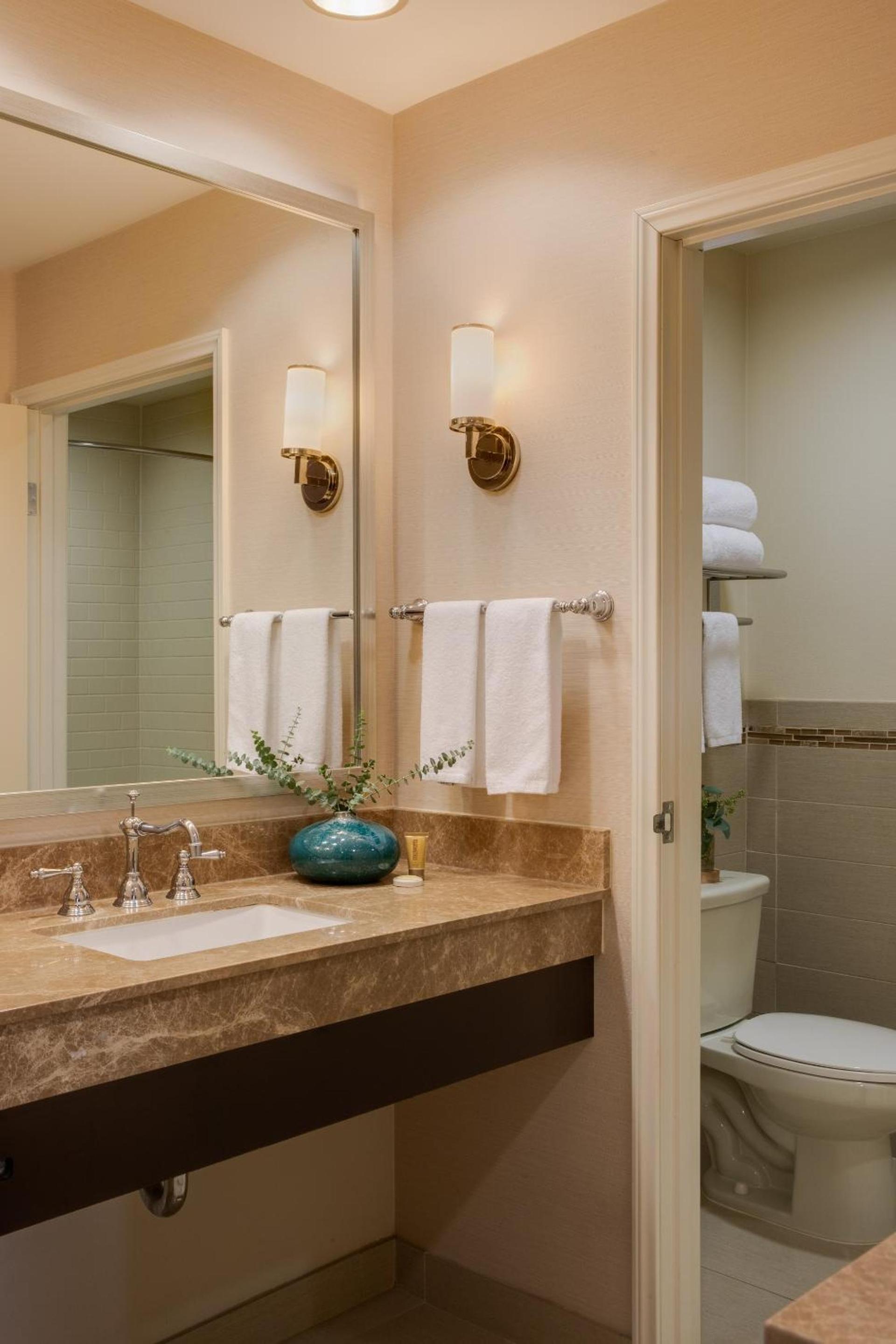 Ayres Hotel Fountain Valley - Huntington Beach photo 29
