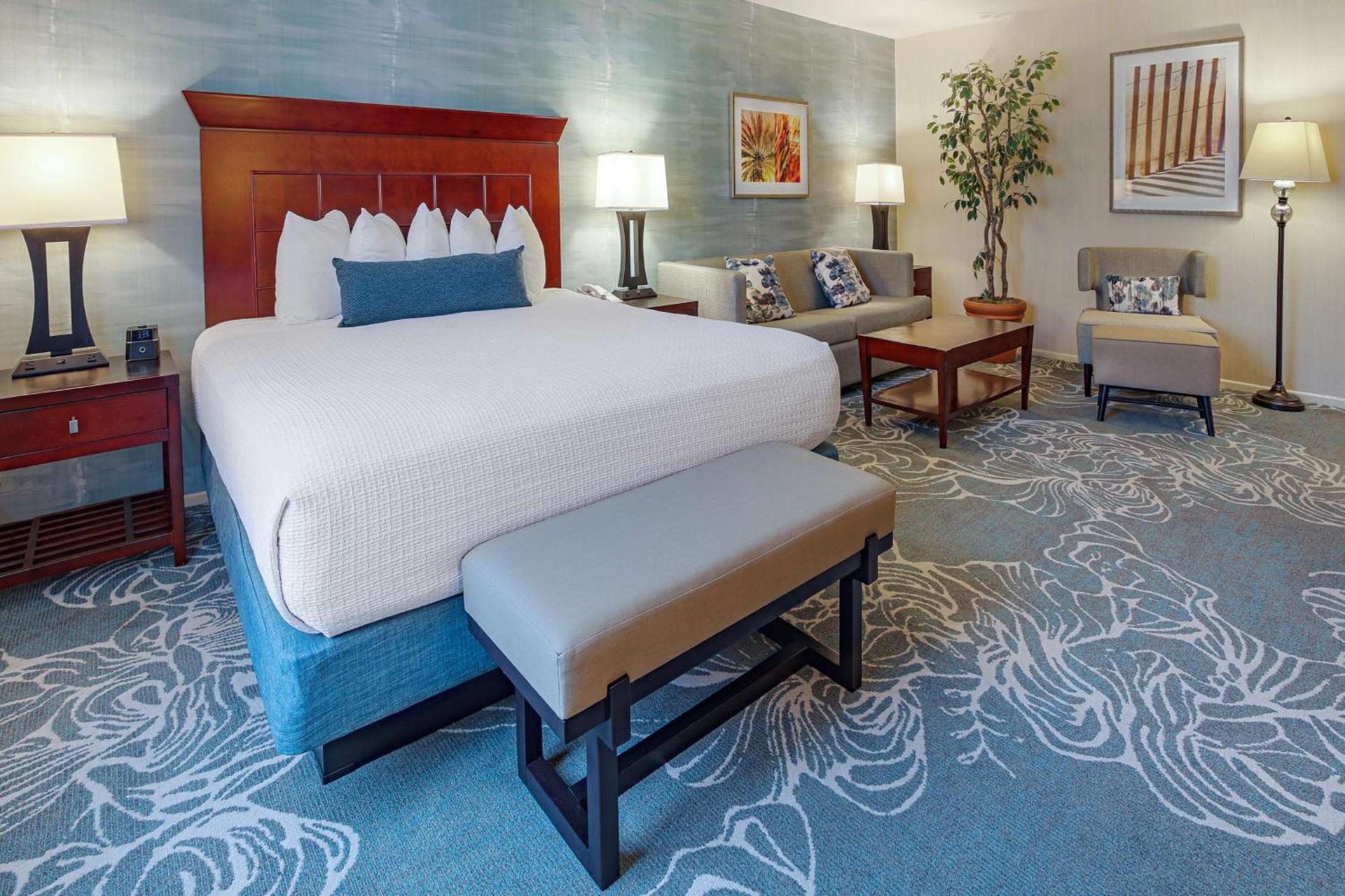 Best Western Plus Carpinteria Inn photo 64