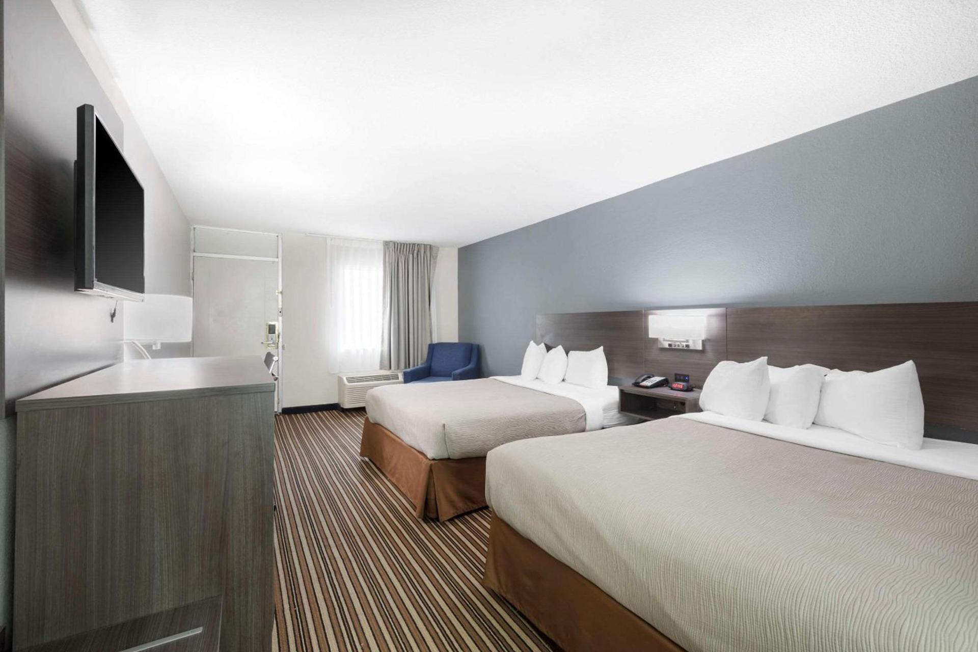 Quality Inn Memphis Downtown photo 16