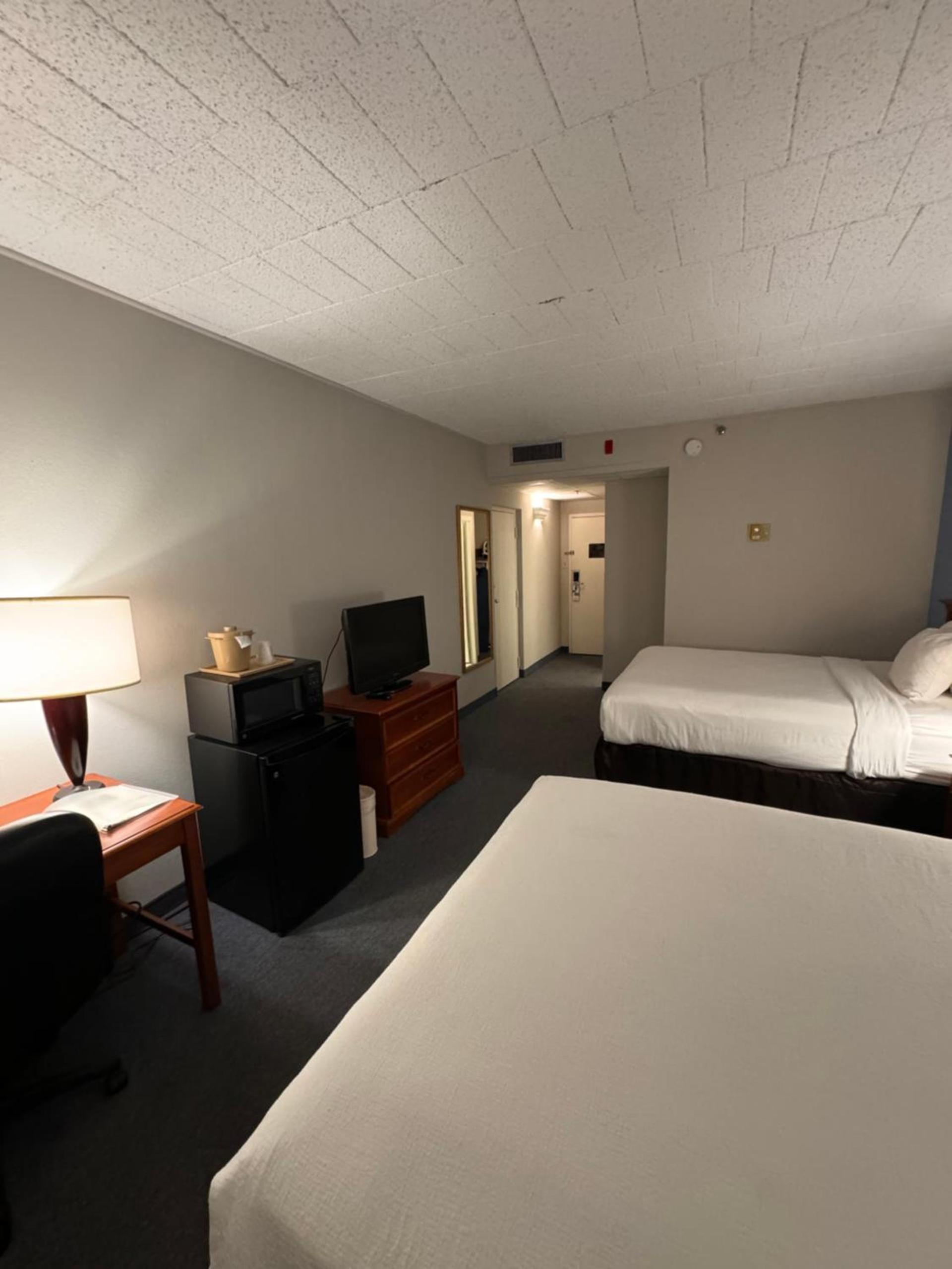 Clarion Inn Frederick Event Center photo 22