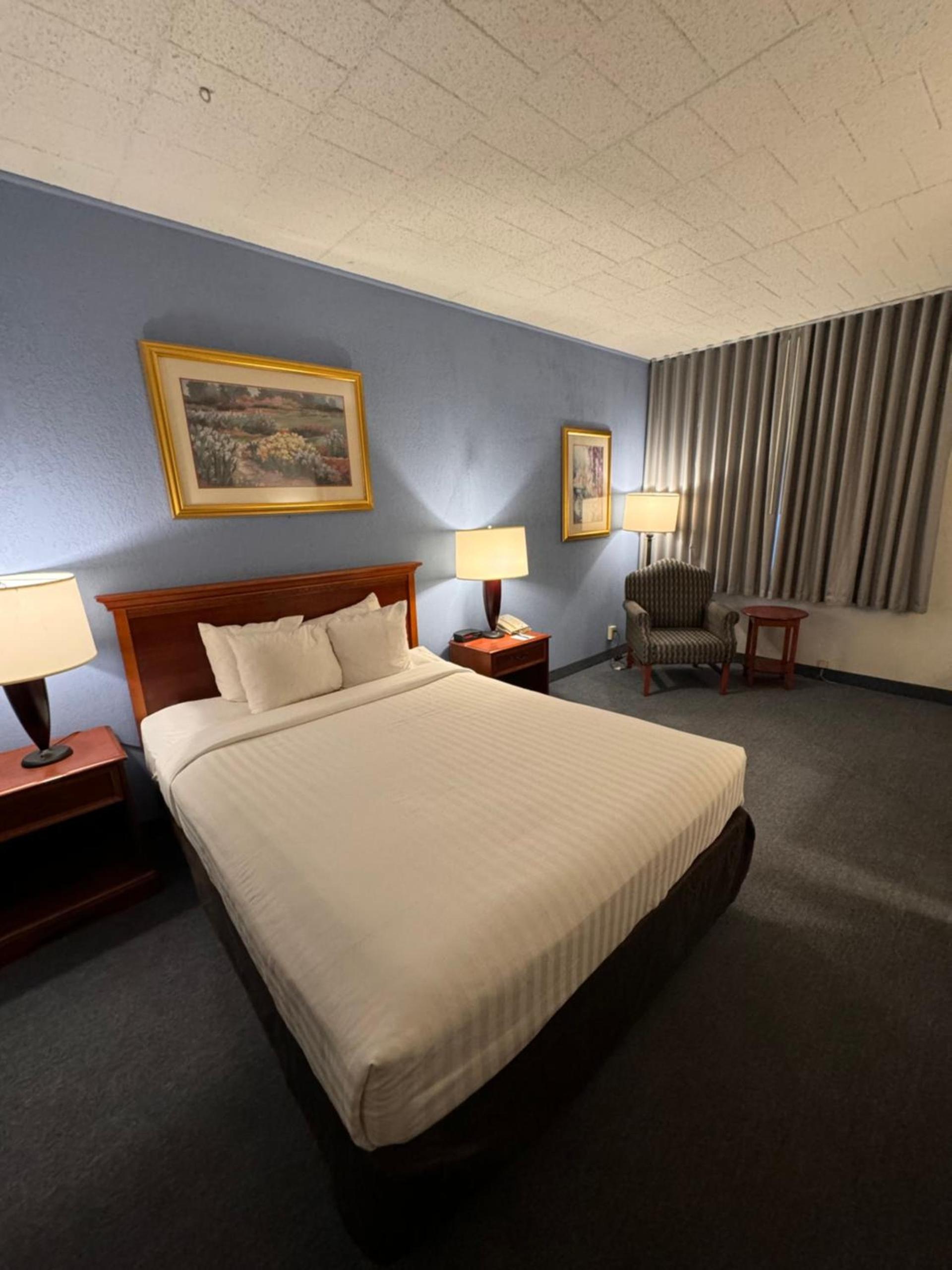 Clarion Inn Frederick Event Center photo 29