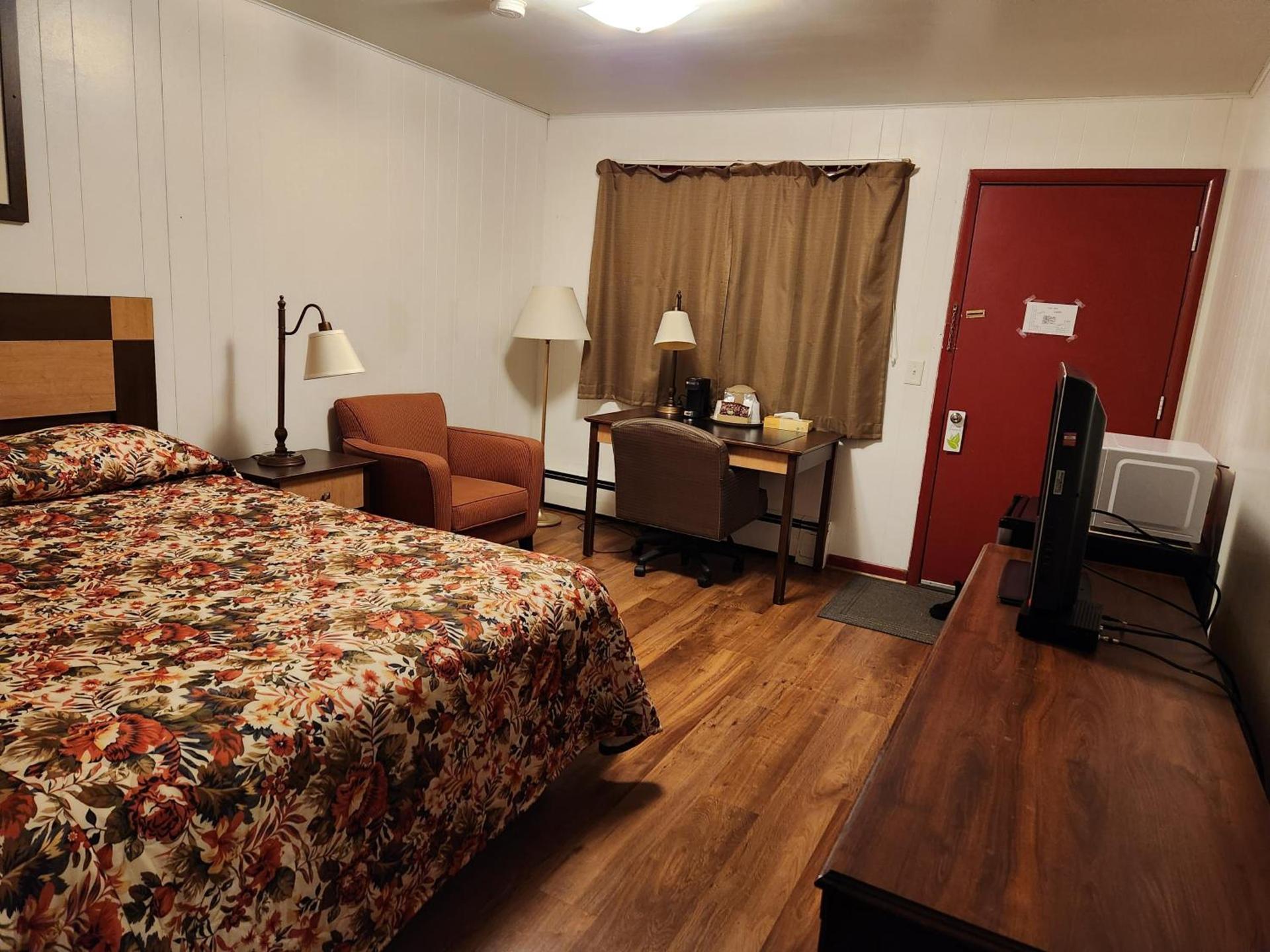 Cortland Motel photo 7
