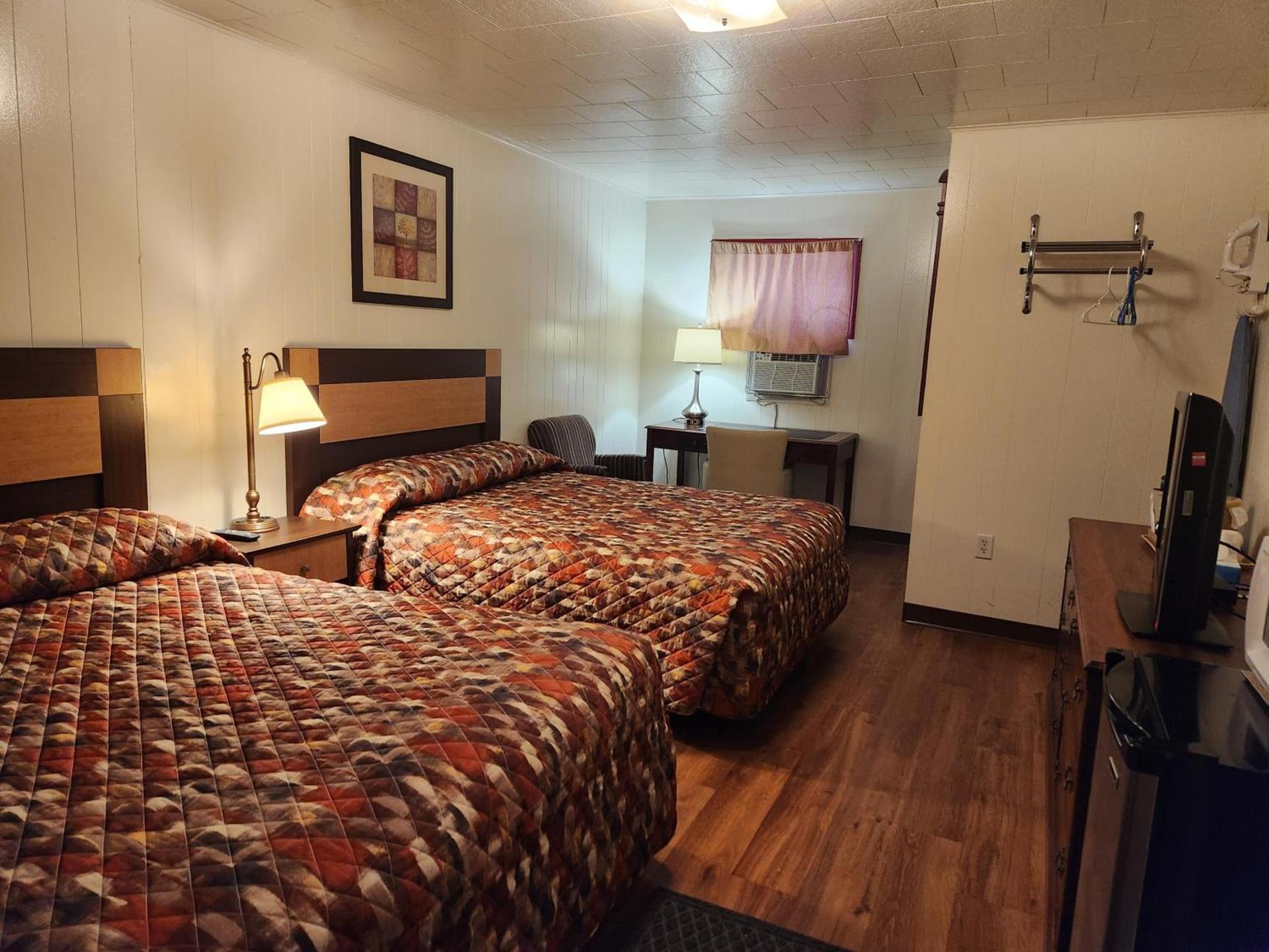 Cortland Motel photo 4