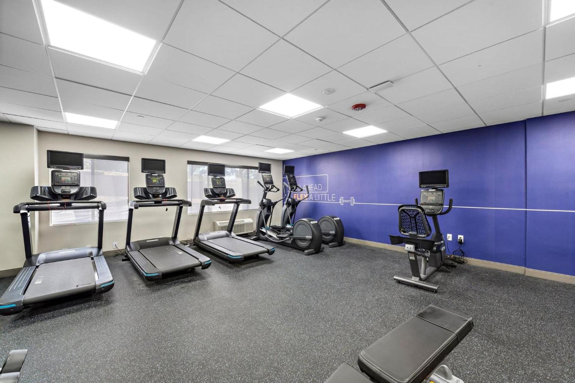 Holiday Inn Express La Mesa Near SDSU by IHG photo 40