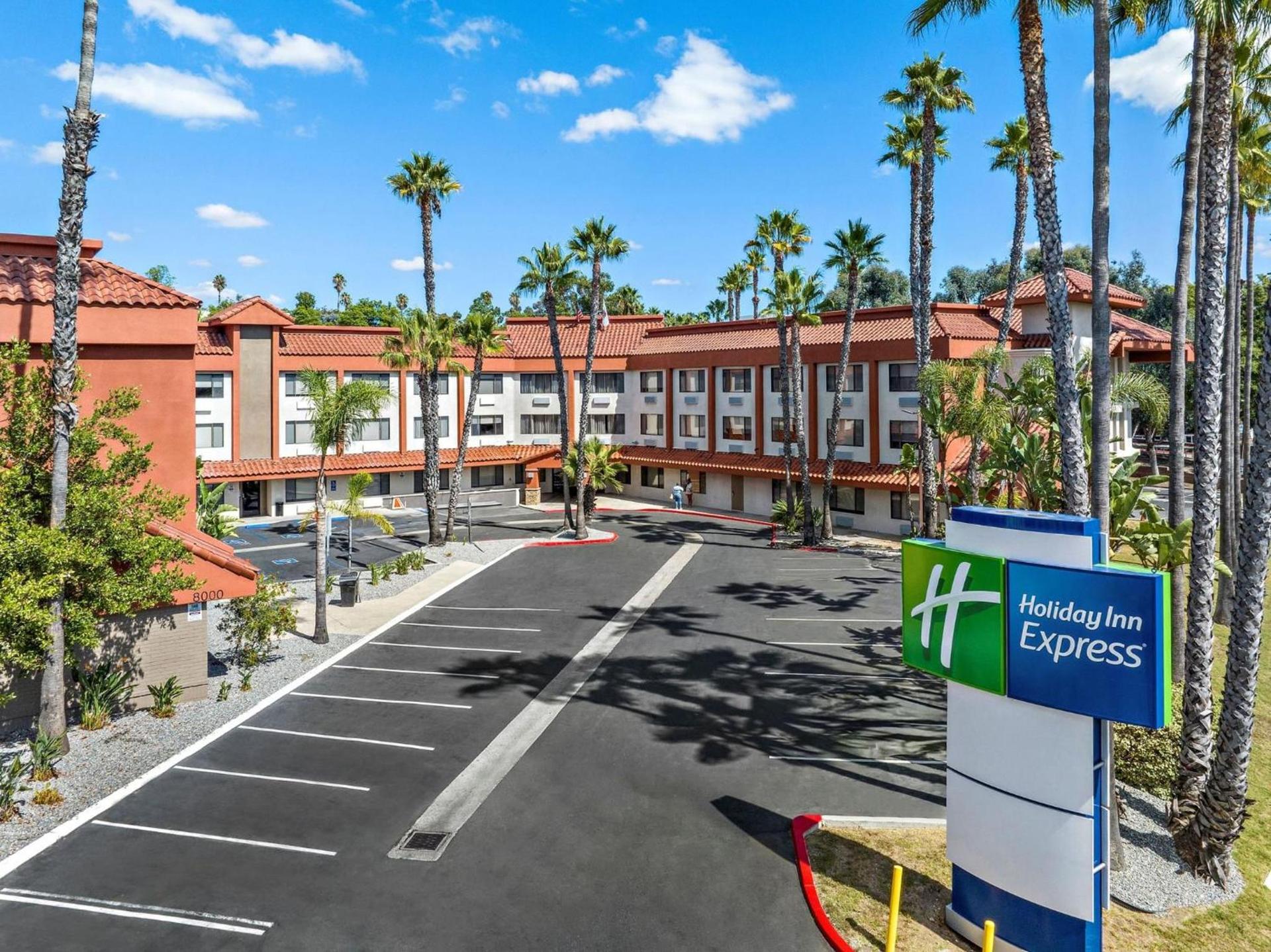 Holiday Inn Express La Mesa Near SDSU by IHG photo 56