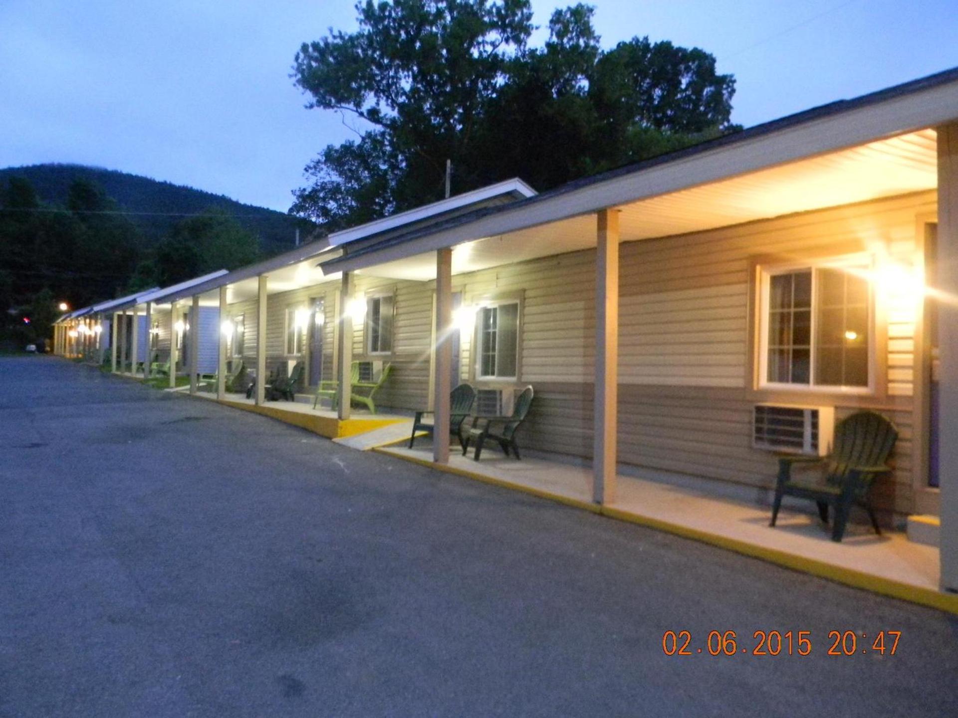 Howard Johnson by Wyndham Lake George — hotel in Lake George