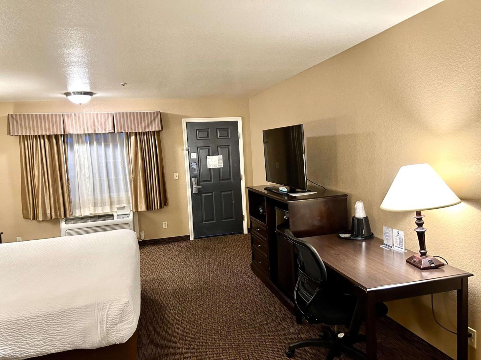 Best Western Country Inn photo 28