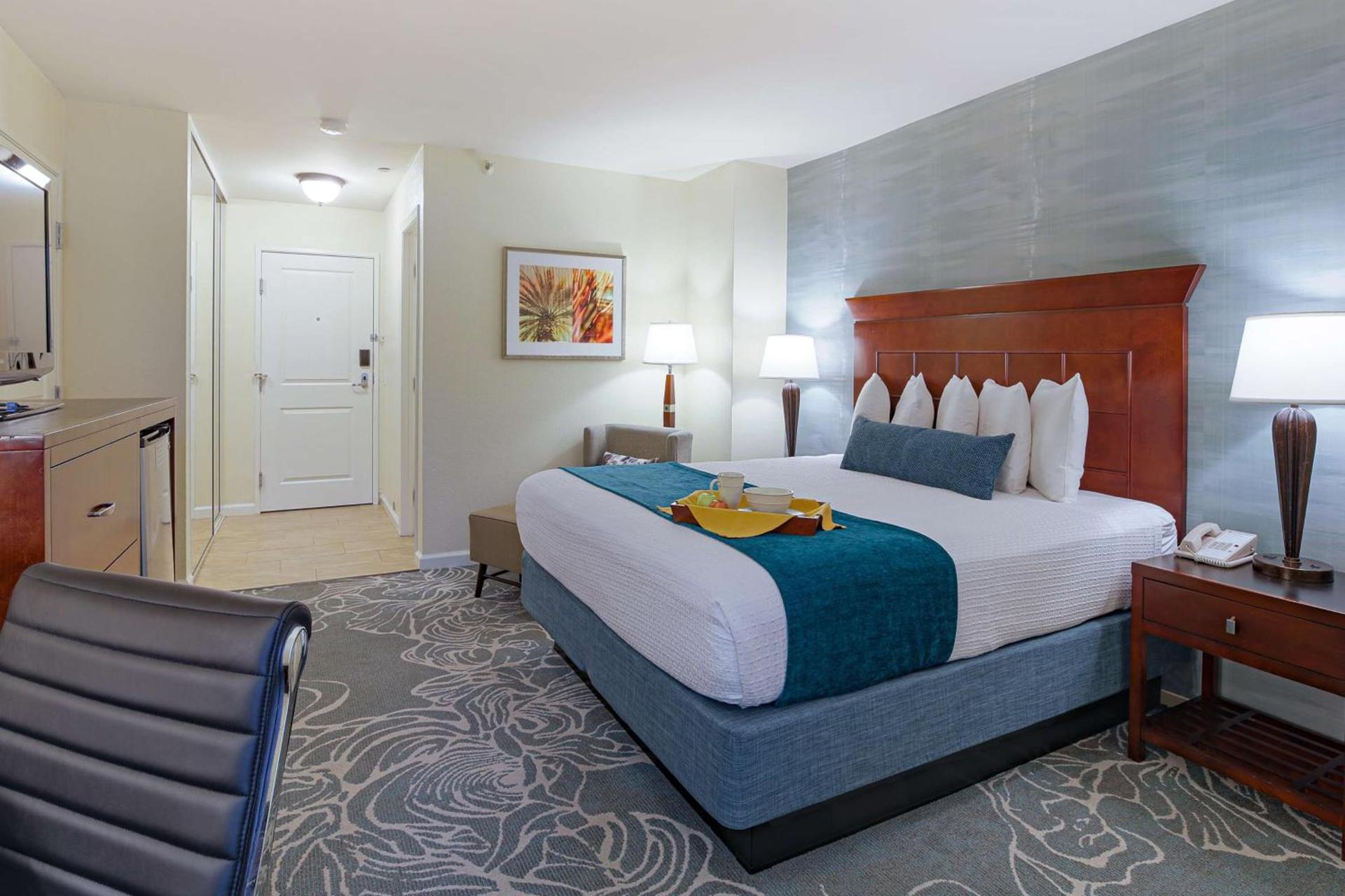 Best Western Plus Carpinteria Inn photo 85