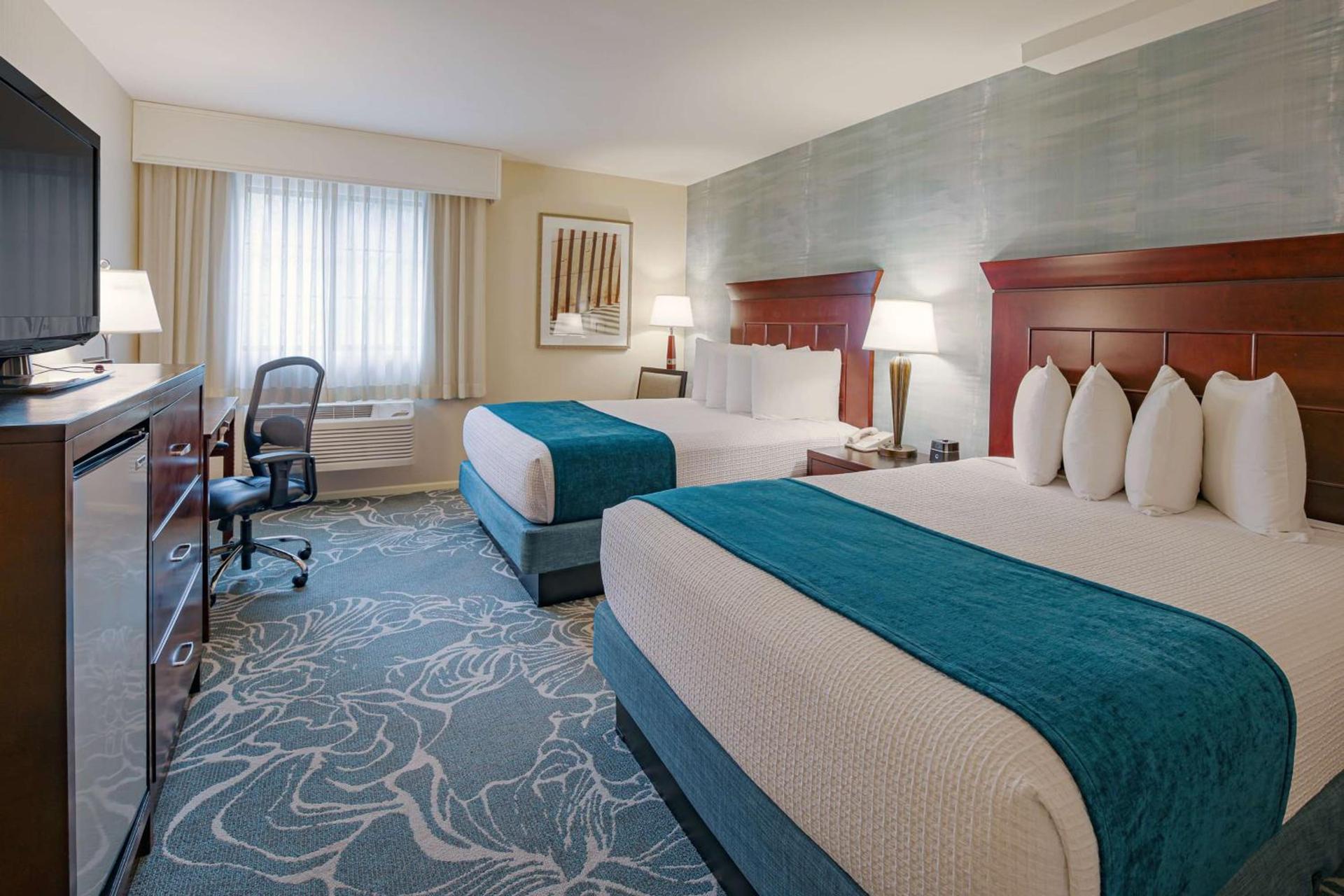 Best Western Plus Carpinteria Inn photo 90