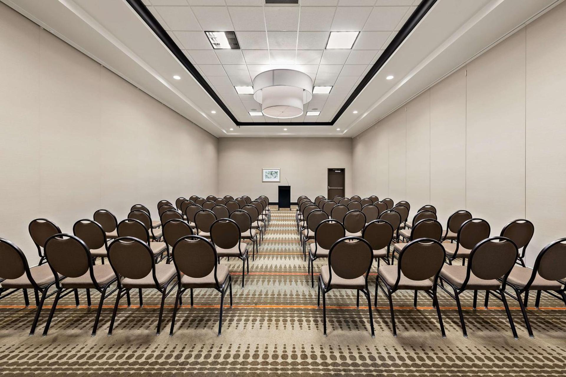 Hilton Garden Inn Findlay photo 43