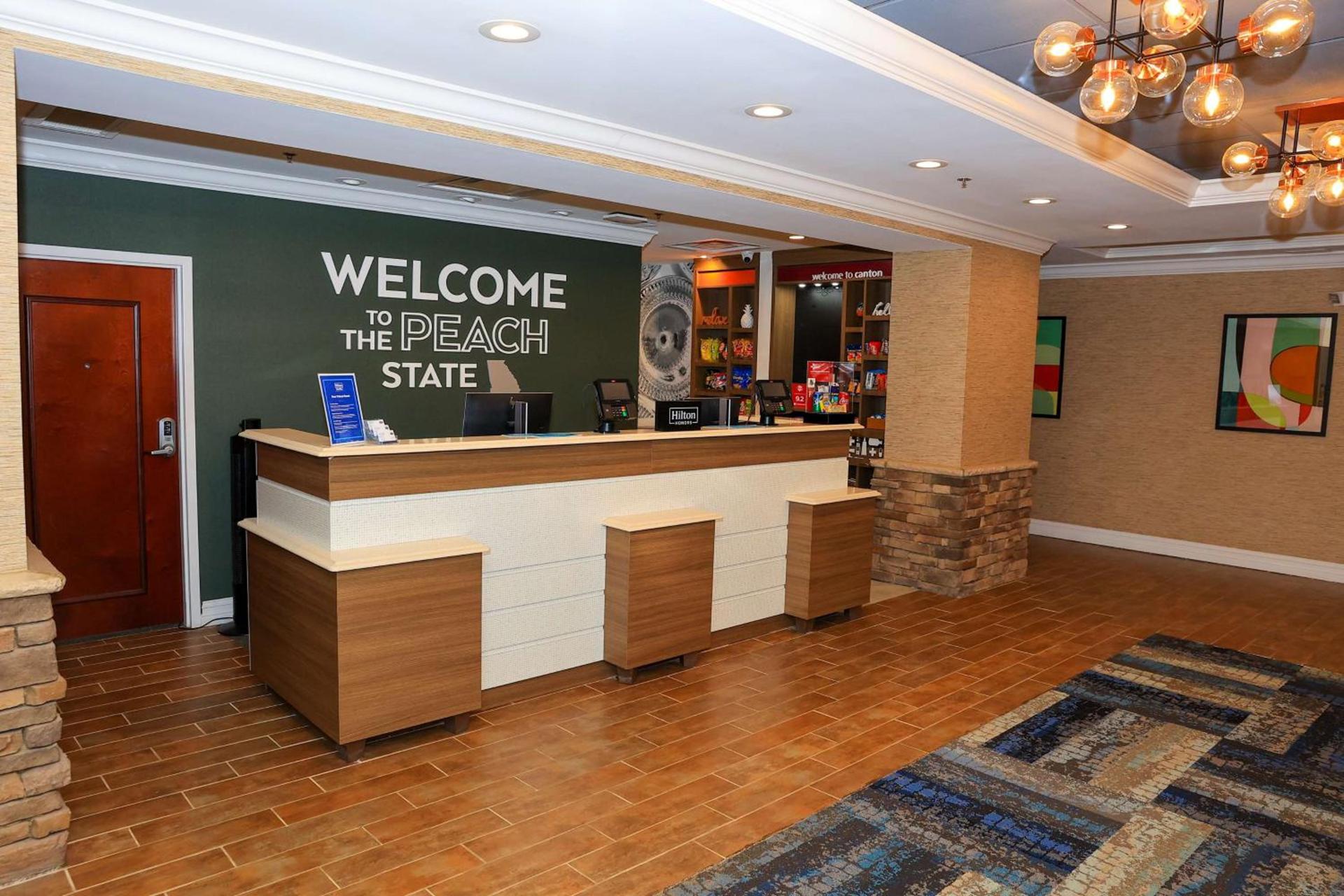 Hampton Inn Atlanta-Canton photo 2