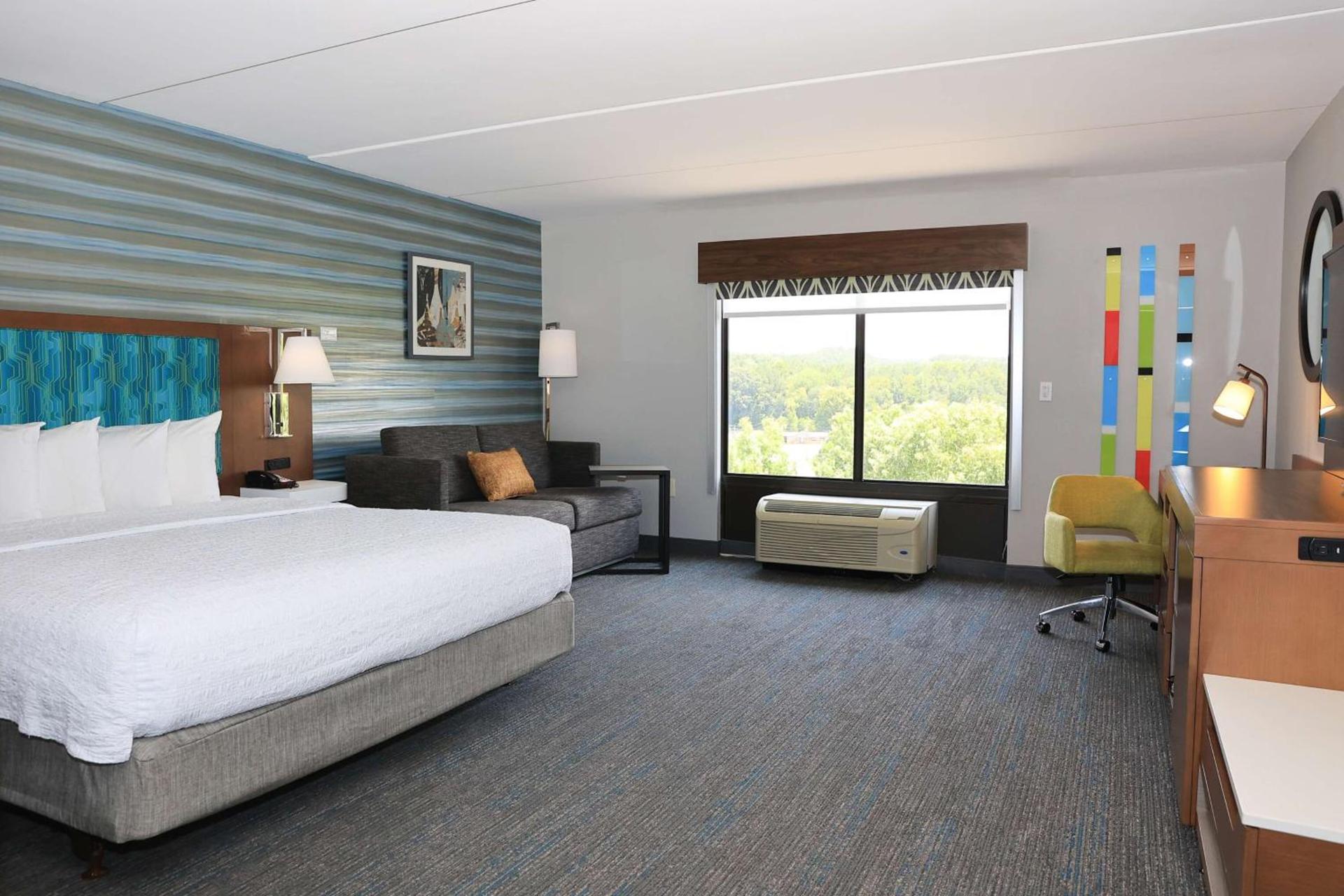 Hampton Inn Atlanta-Canton photo 13