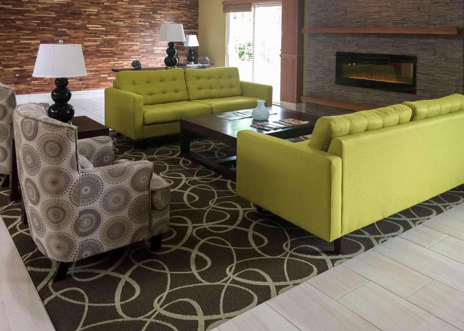 Country Inn & Suites by Radisson, Delta Park North Portland photo 2