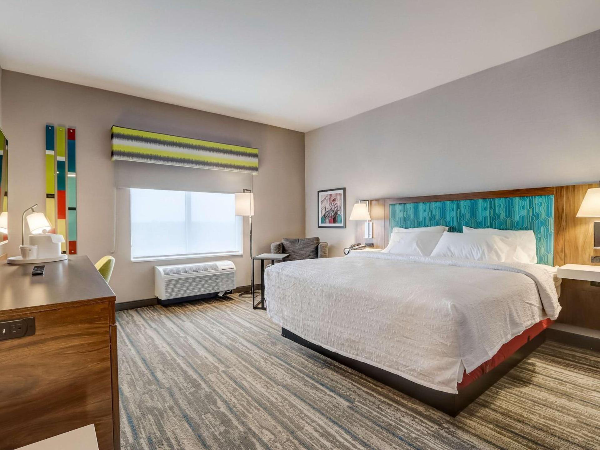 Hampton Inn & Suites Cincinnati Midtown Rookwood photo 27