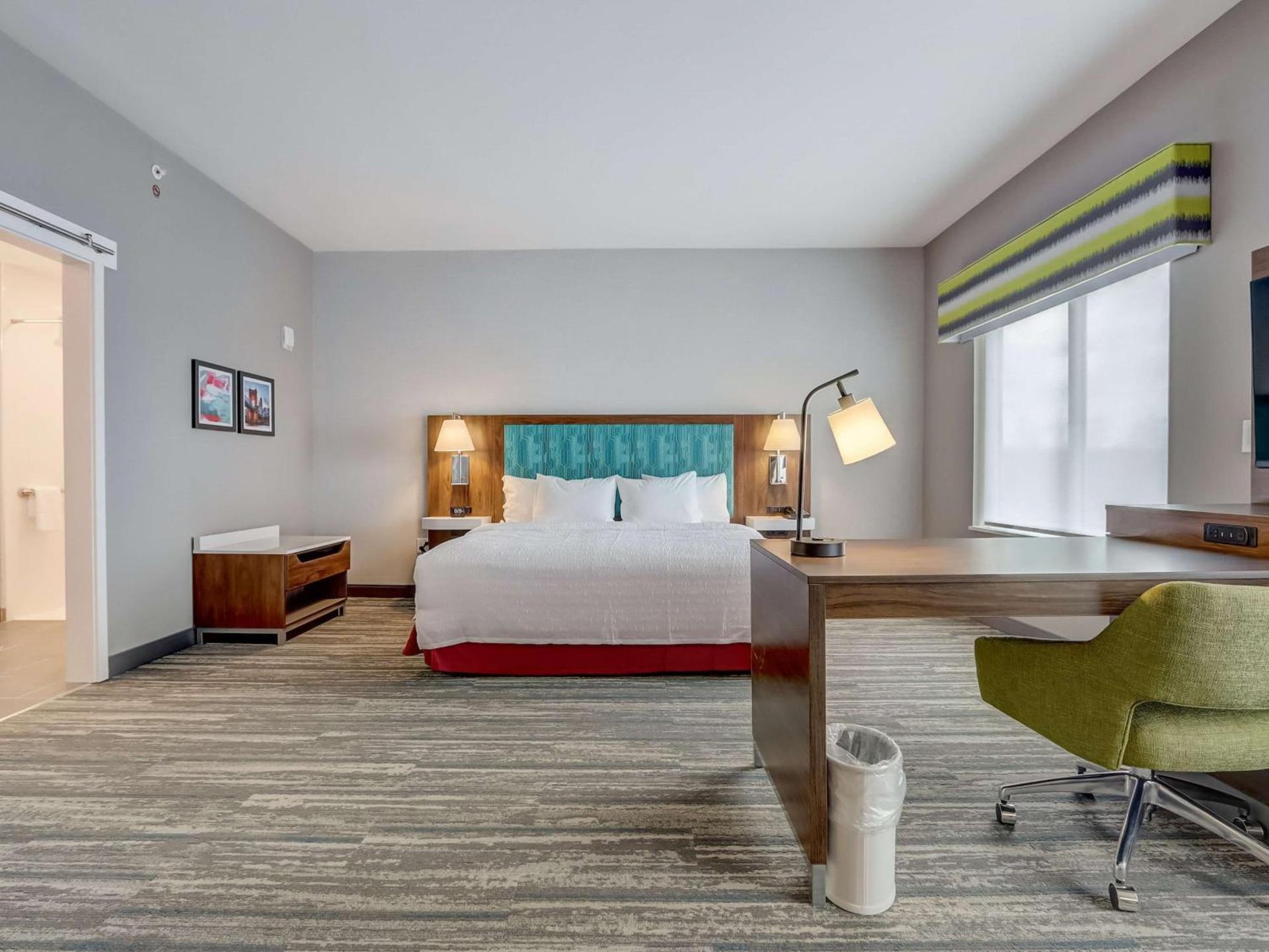 Hampton Inn & Suites Cincinnati Midtown Rookwood photo 34