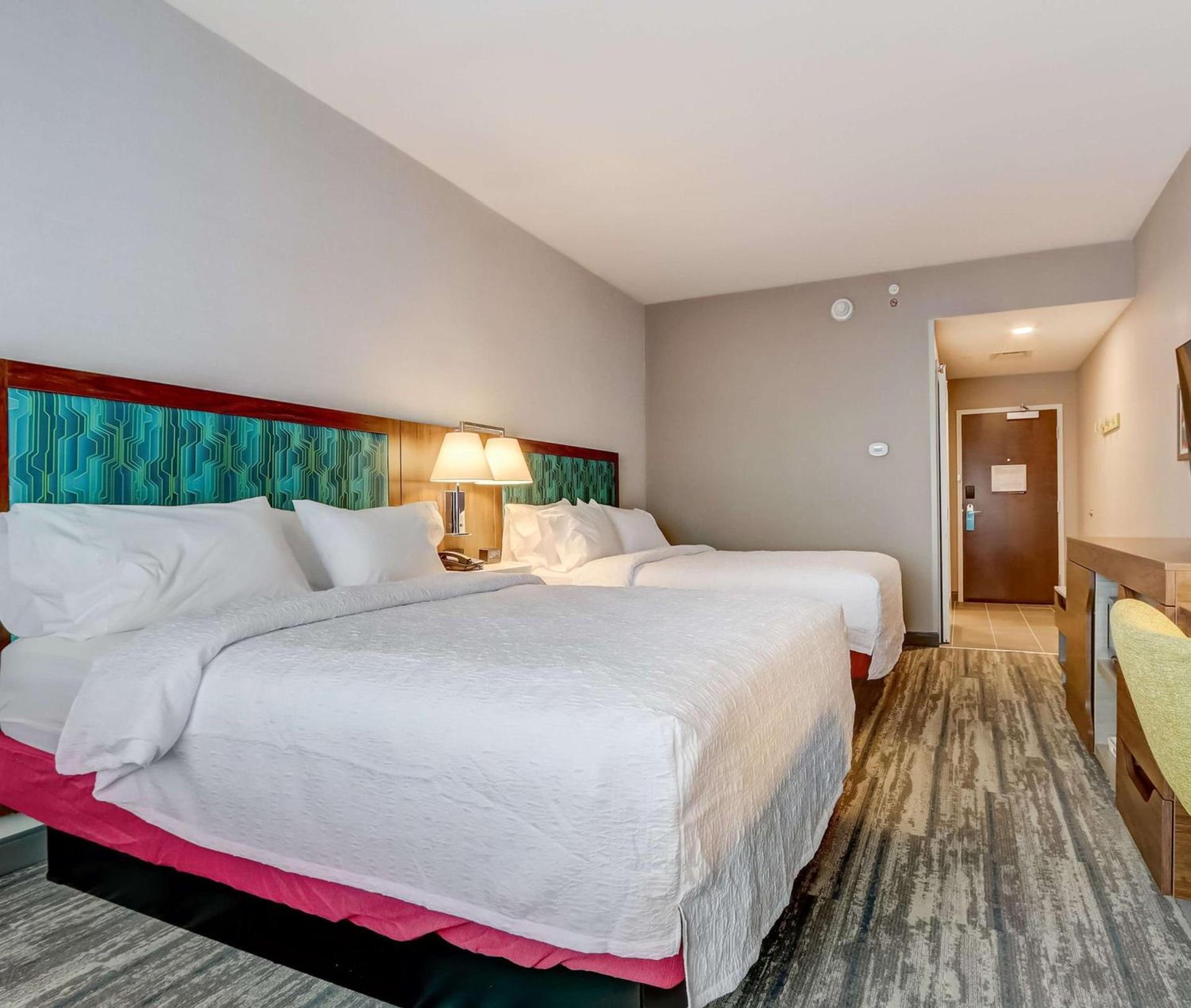 Hampton Inn & Suites Cincinnati Midtown Rookwood photo 44