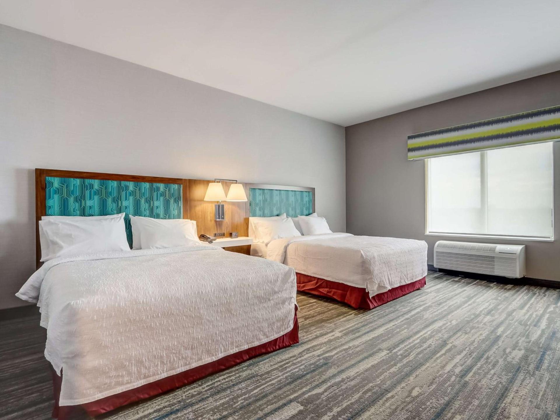 Hampton Inn & Suites Cincinnati Midtown Rookwood photo 47
