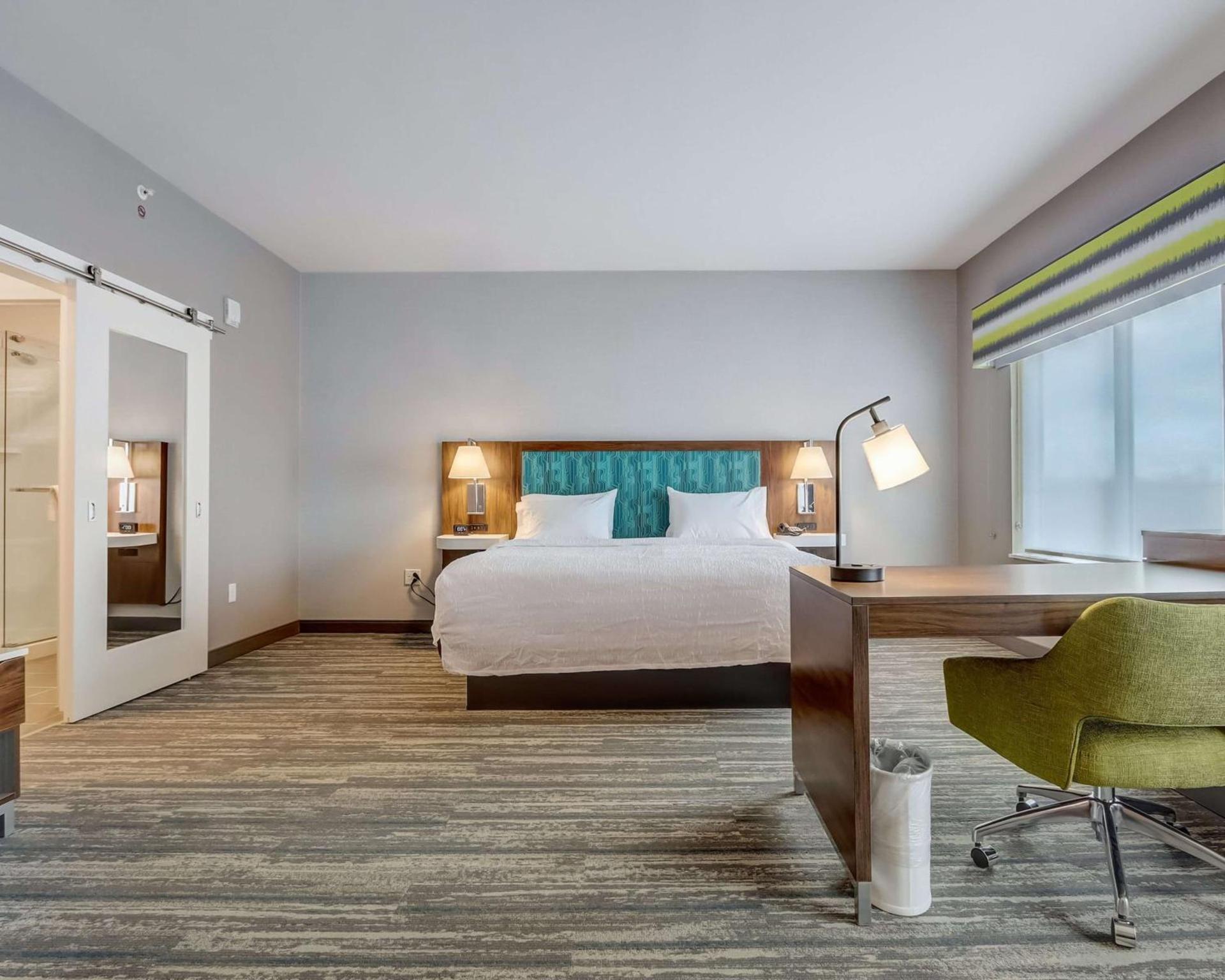 Hampton Inn & Suites Cincinnati Midtown Rookwood photo 80