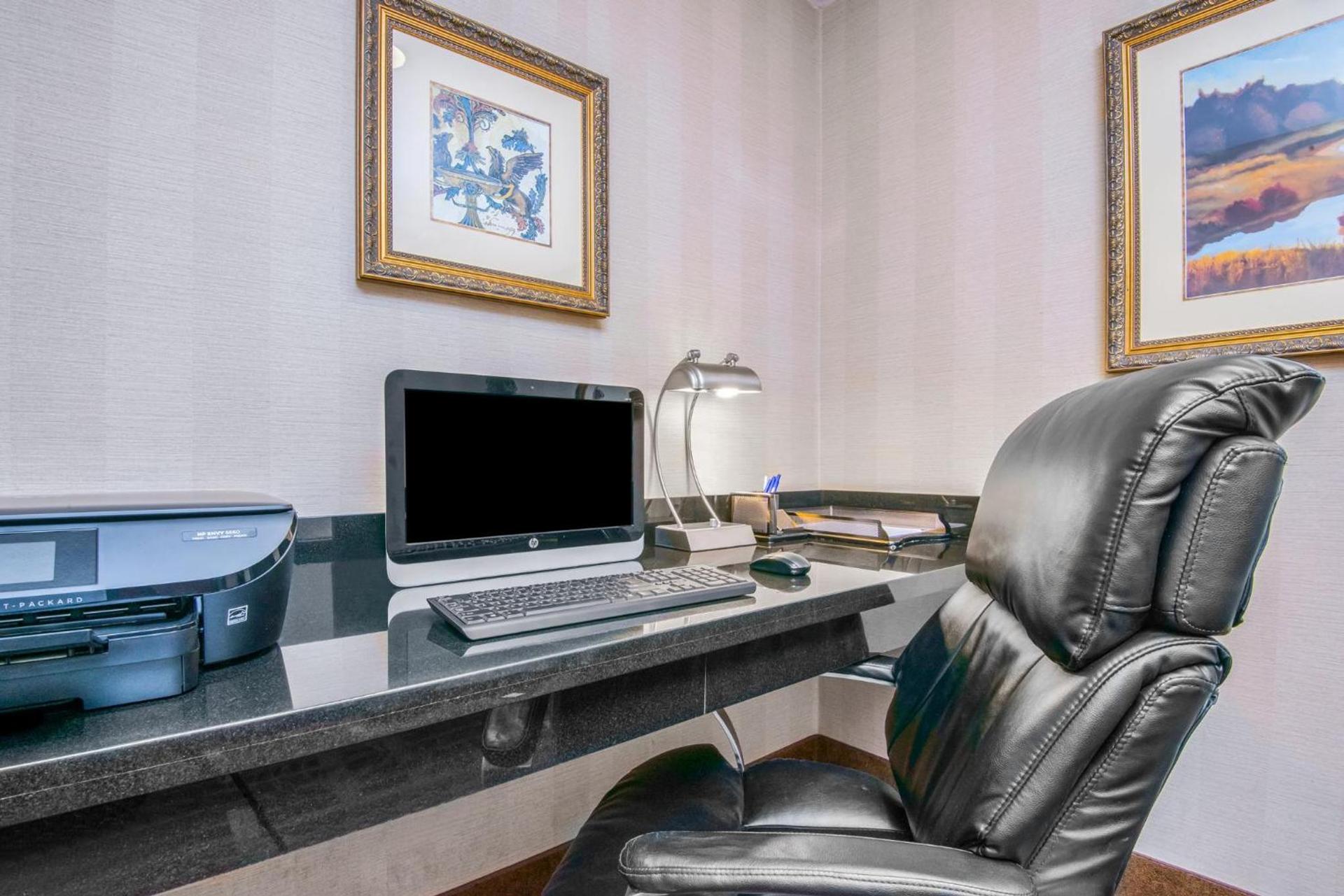 Holiday Inn Express Enid-Highway 412 by IHG photo 31