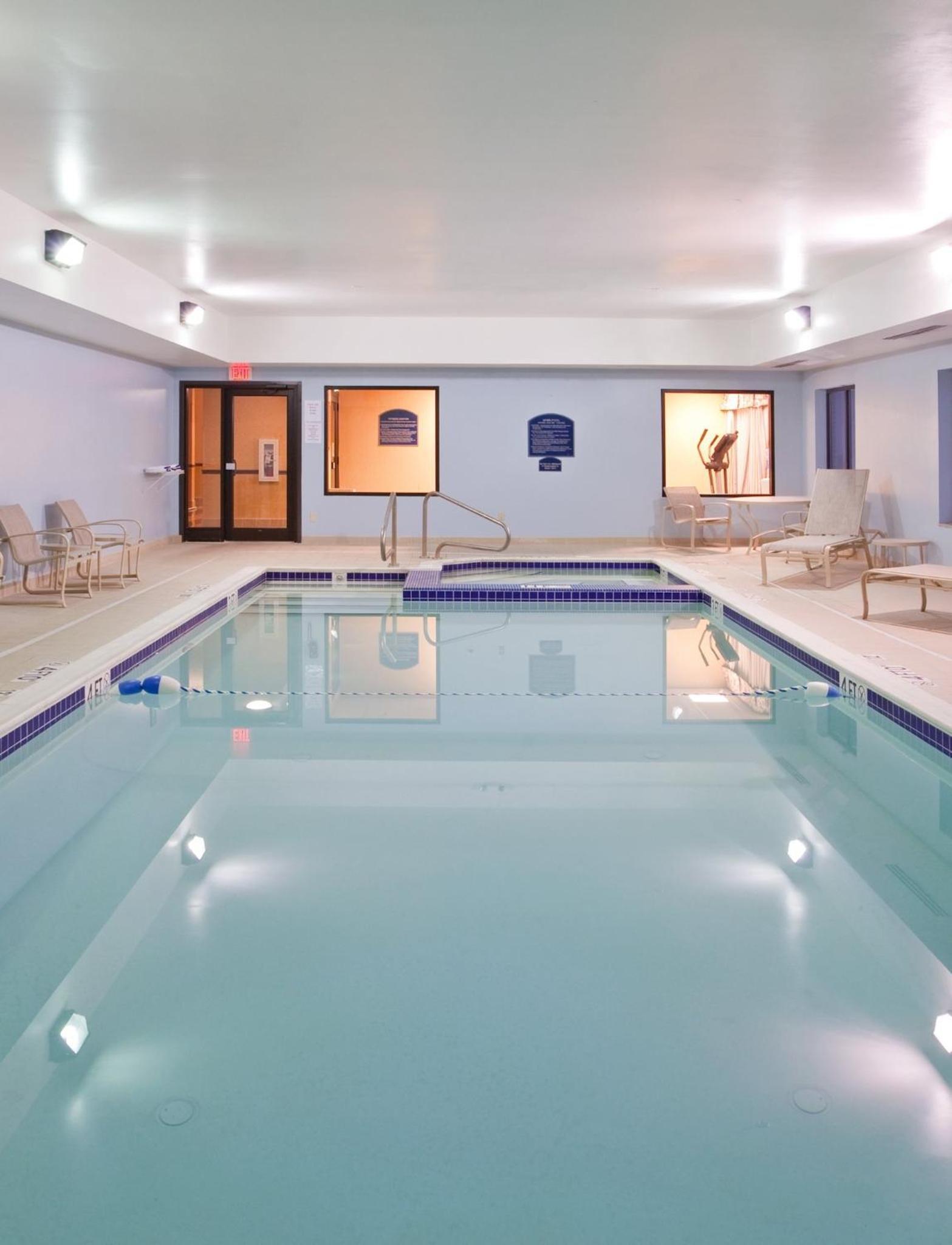 Holiday Inn Express Hotel & Suites Cleveland-Richfield by IHG photo 31