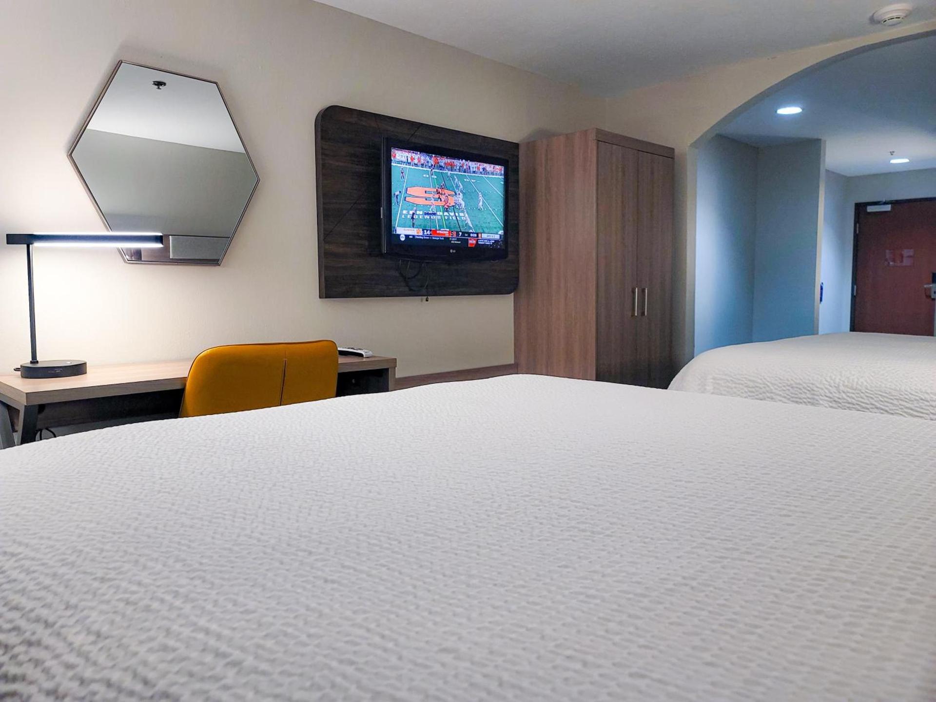 Holiday Inn Express Enid-Highway 412 by IHG photo 43