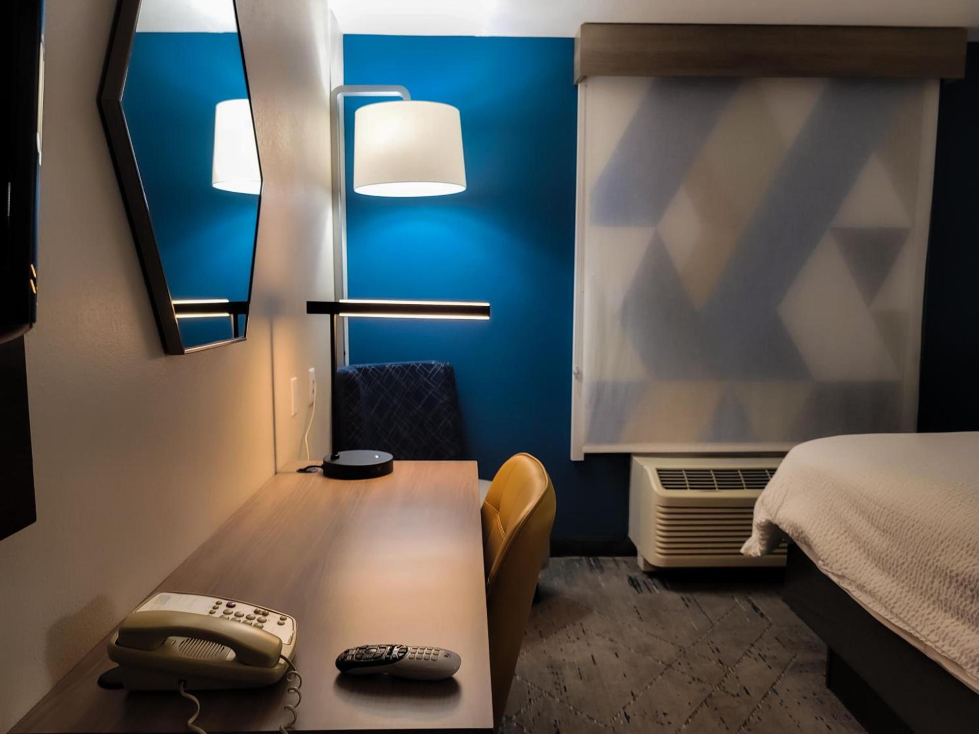 Holiday Inn Express Enid-Highway 412 by IHG photo 47