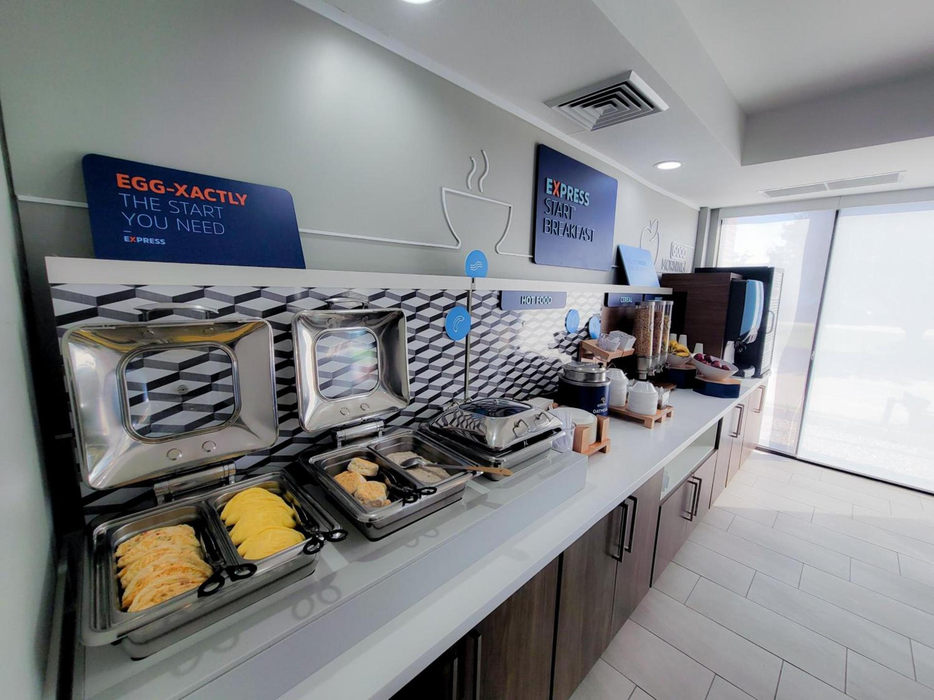 Holiday Inn Express Enid-Highway 412 by IHG photo 49