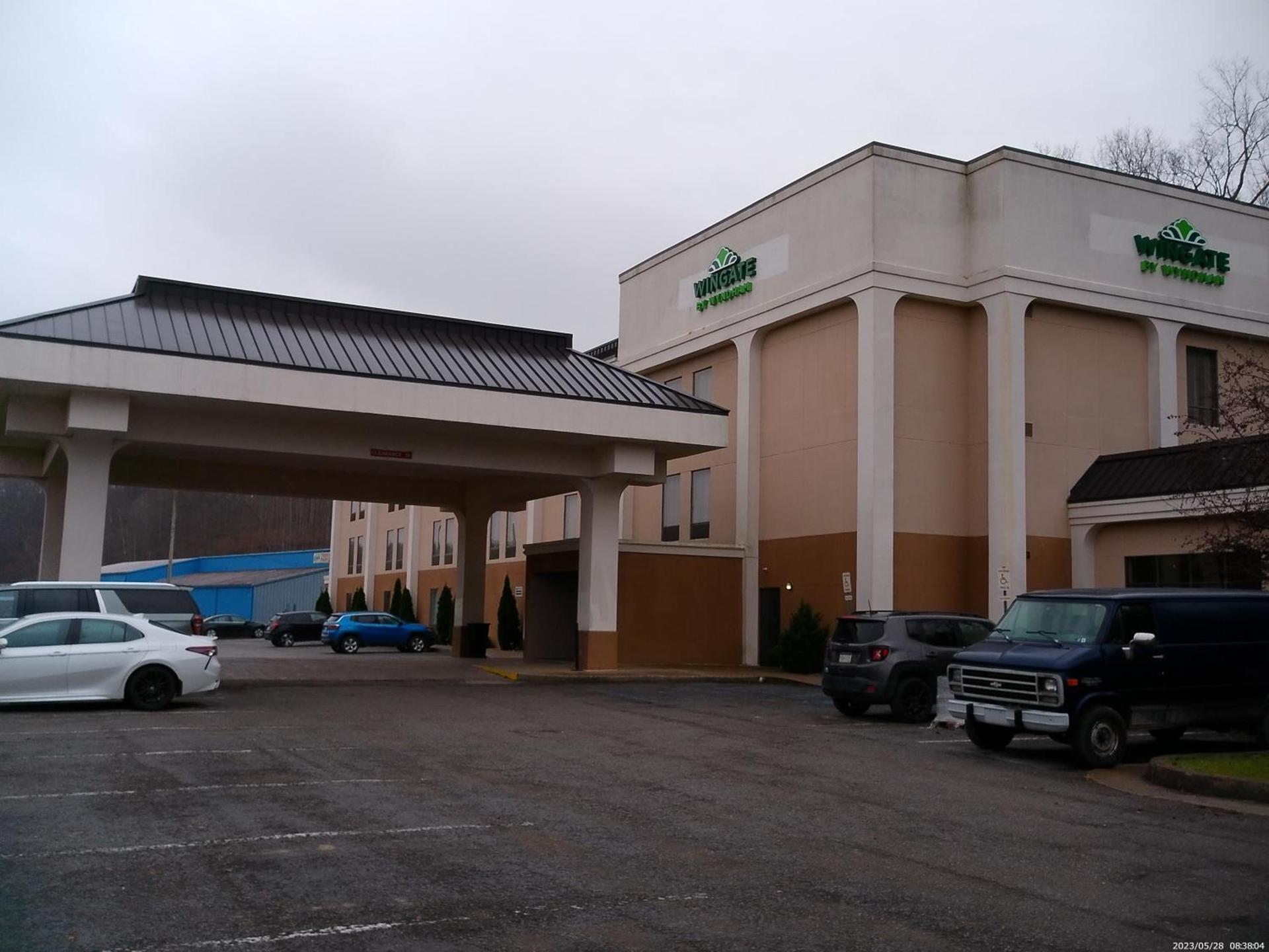 Wingate by Wyndham Buckhannon photo 2