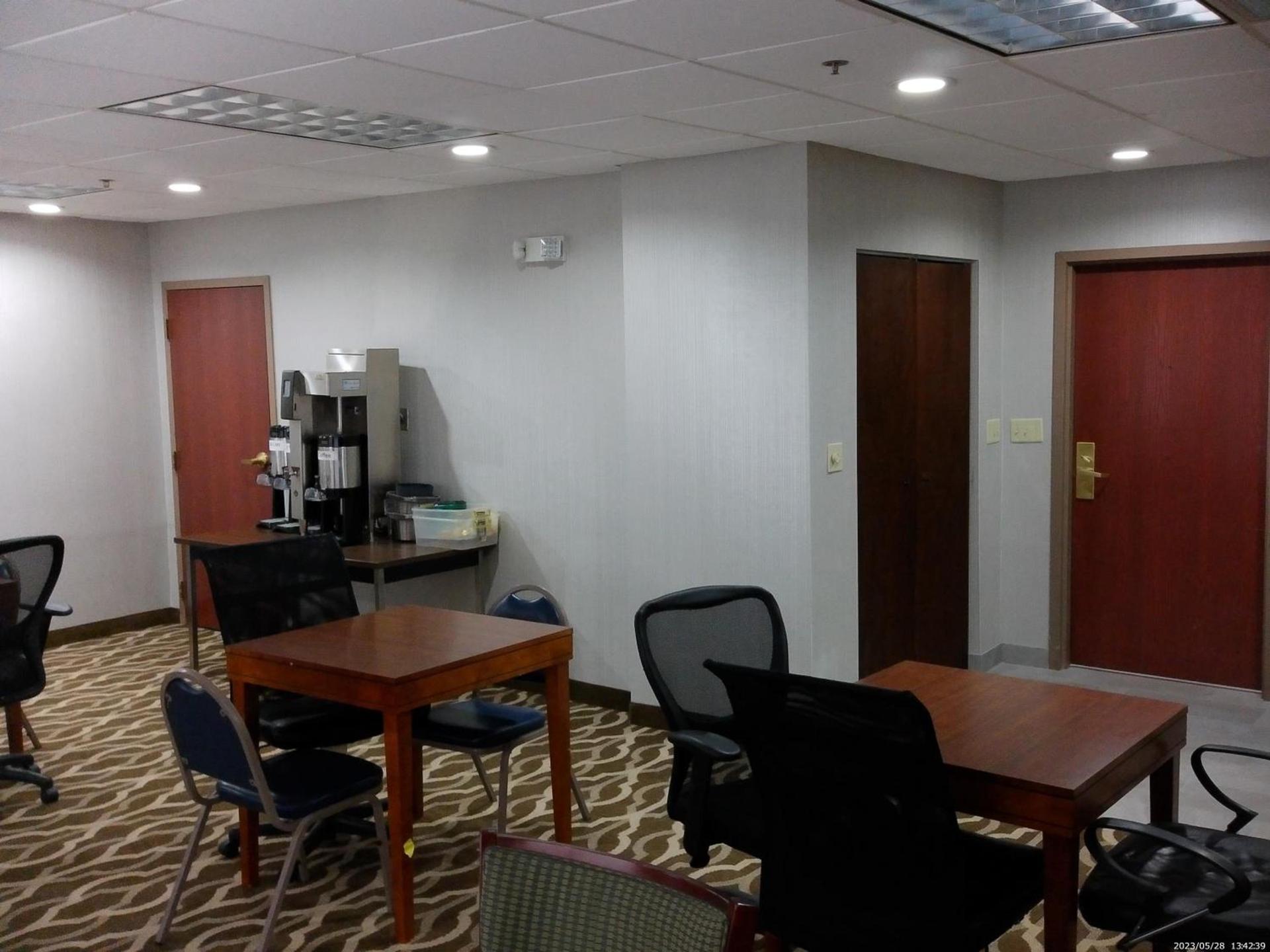 Wingate by Wyndham Buckhannon photo 21