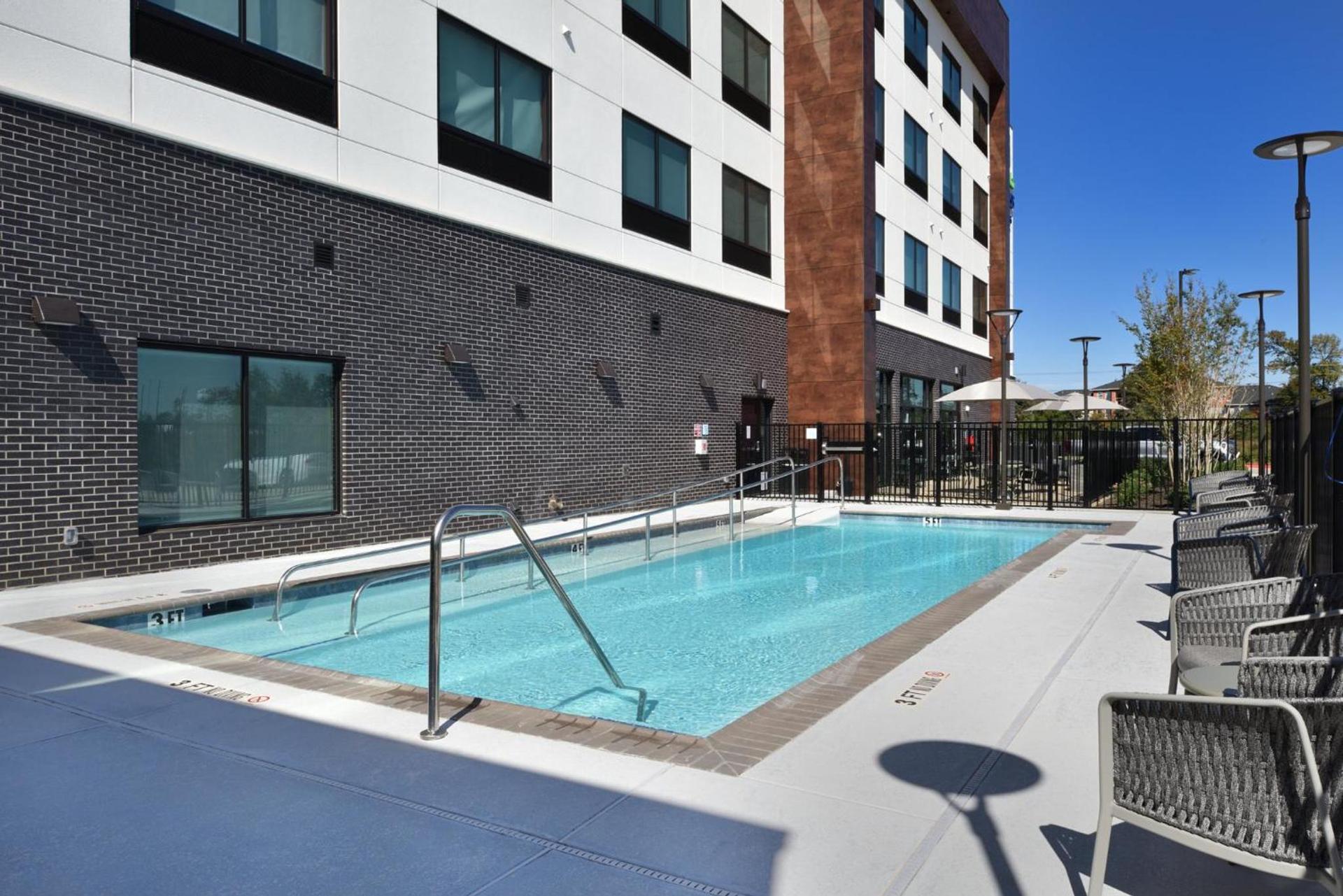 Holiday Inn Express & Suites Spring - Woodlands Area by IHG photo 18