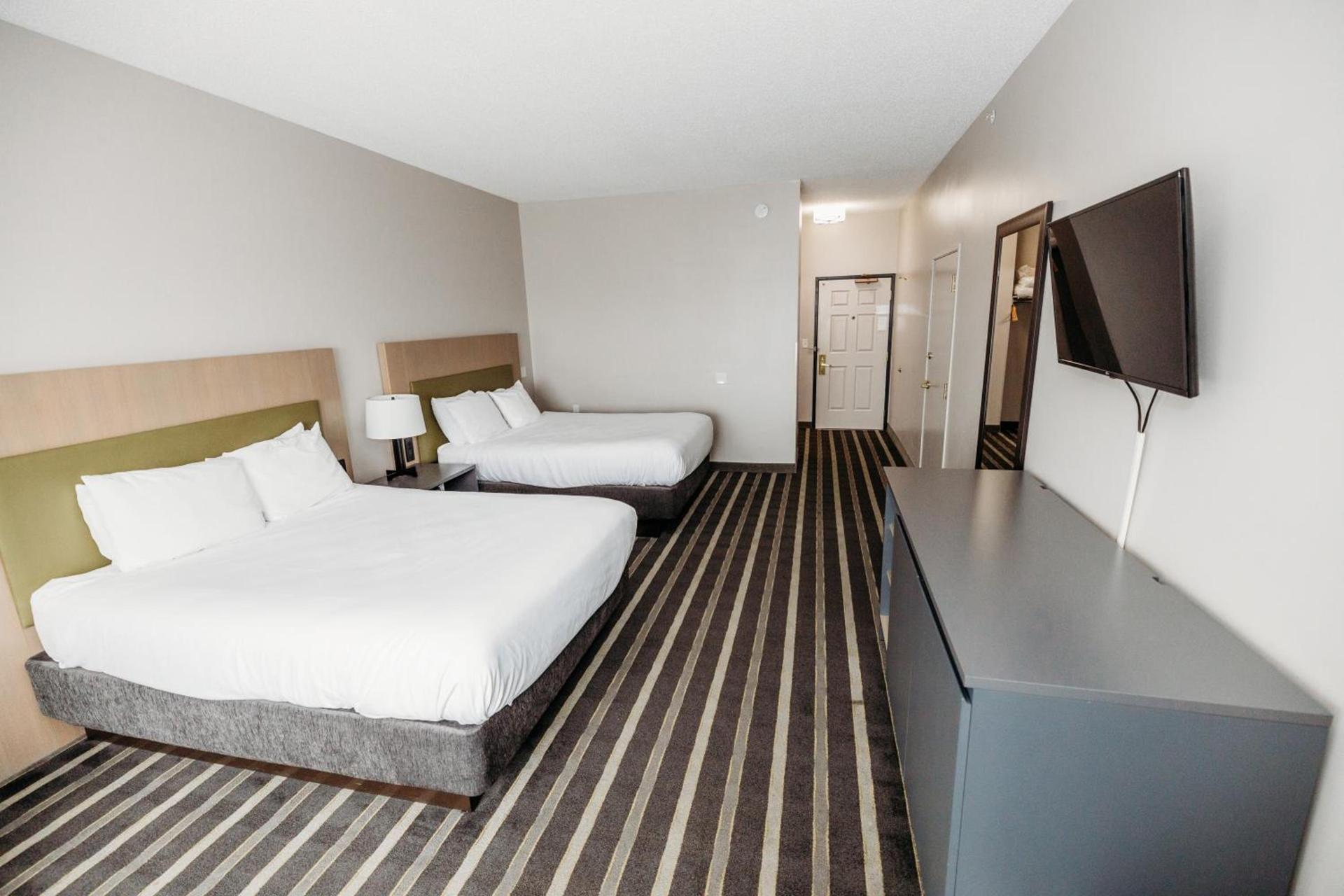 Parkview Inn & Suites, Lancaster Amish Country, PA photo 23