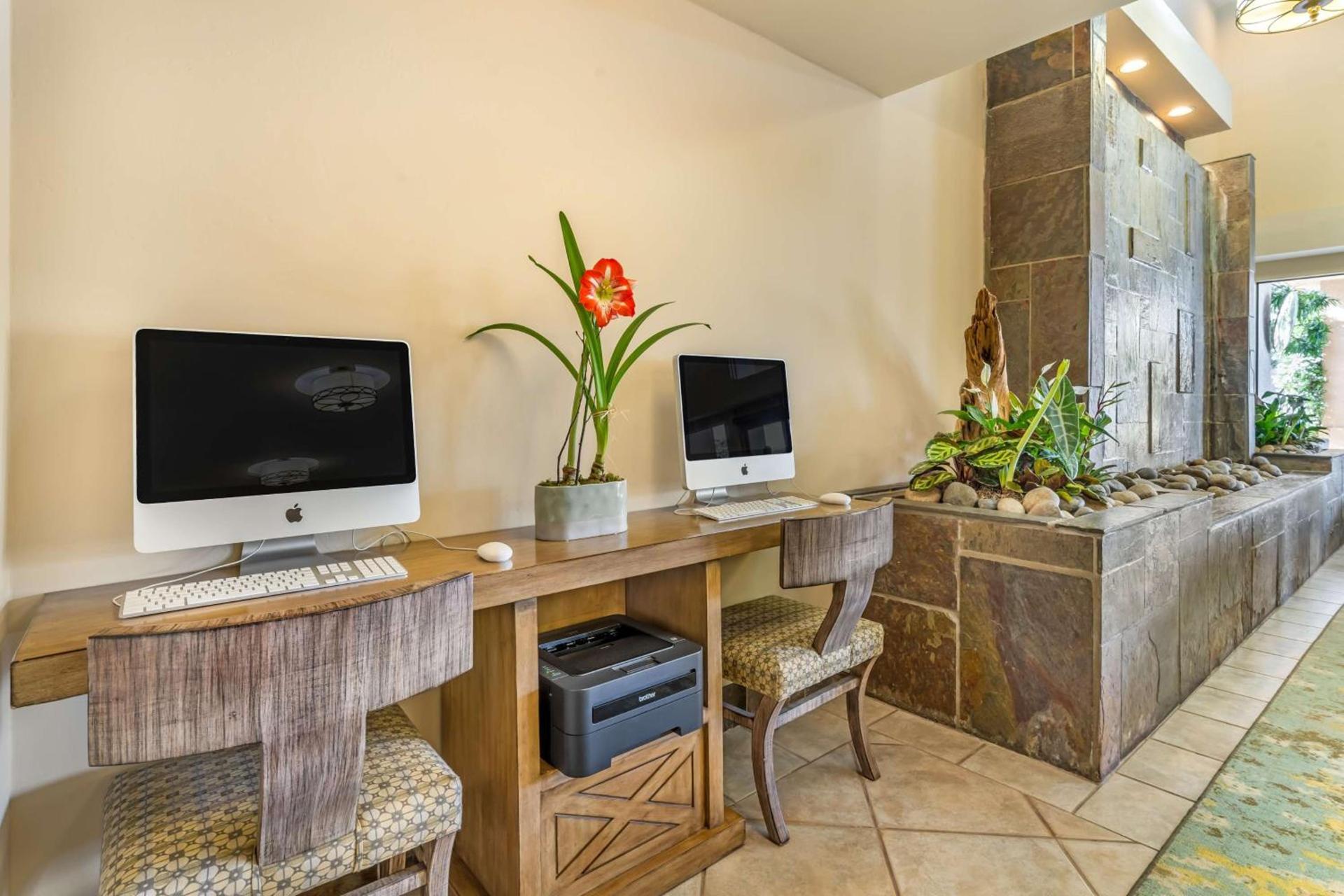 Best Western Plus Monterey Inn photo 58