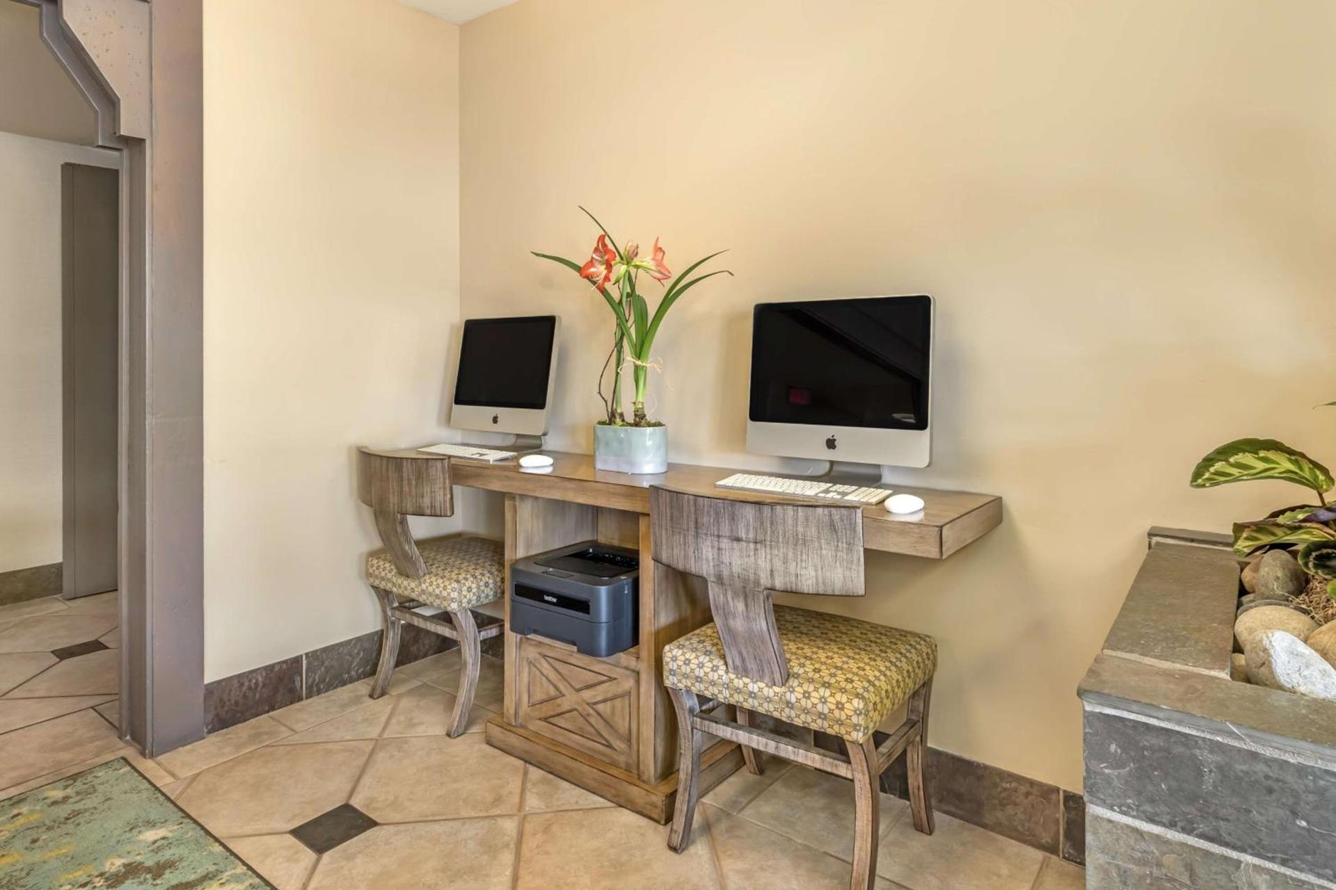 Best Western Plus Monterey Inn photo 8
