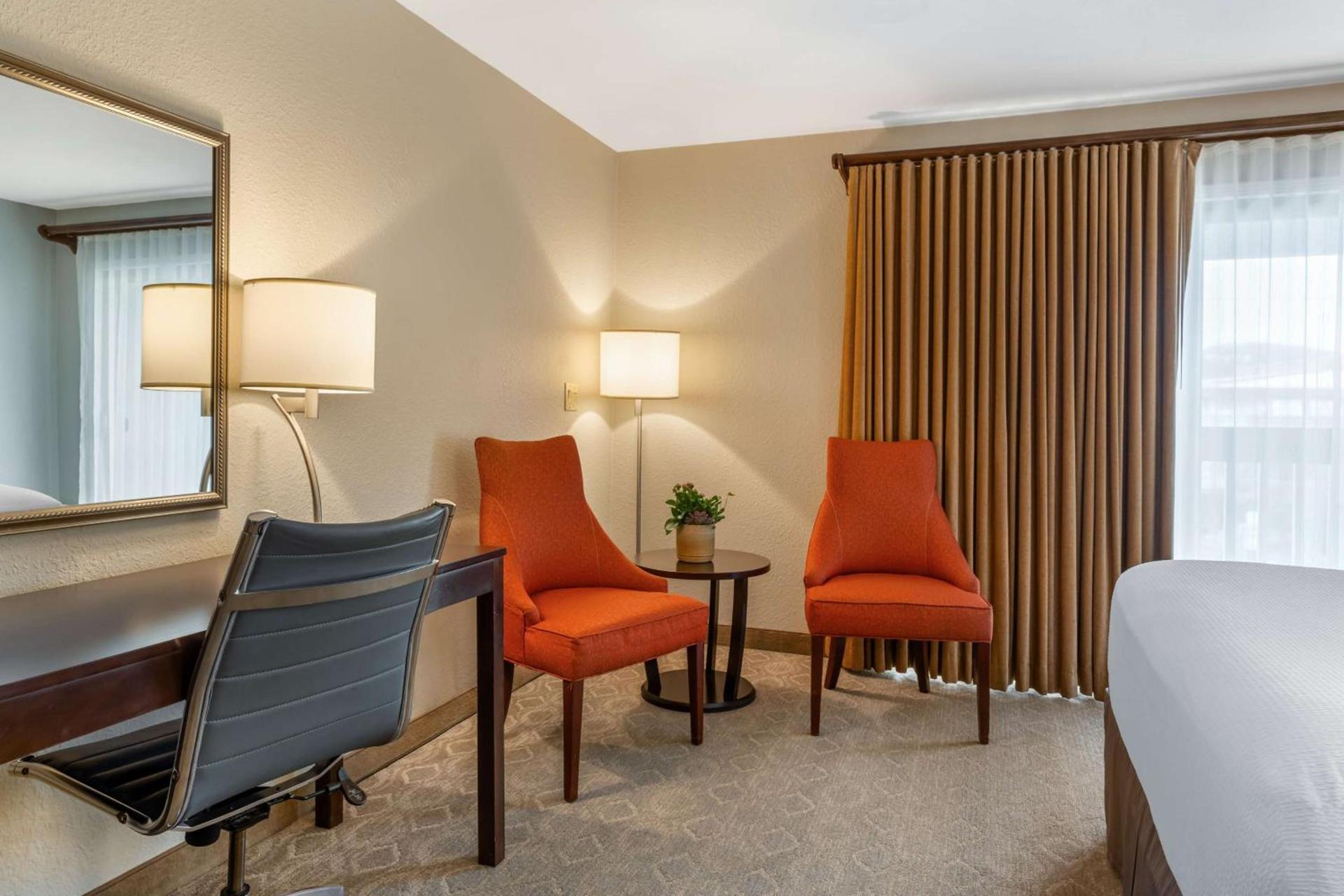 Best Western Plus Monterey Inn photo 43