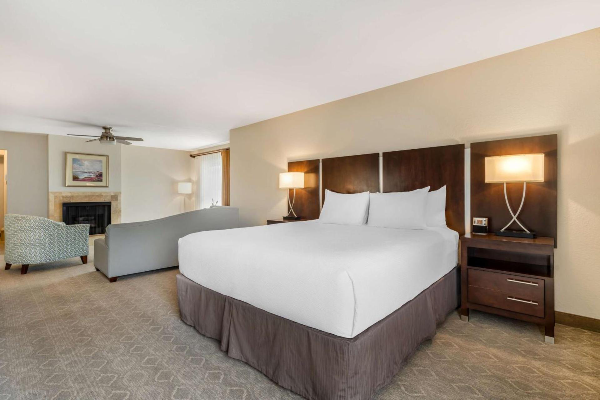 Best Western Plus Monterey Inn photo 32