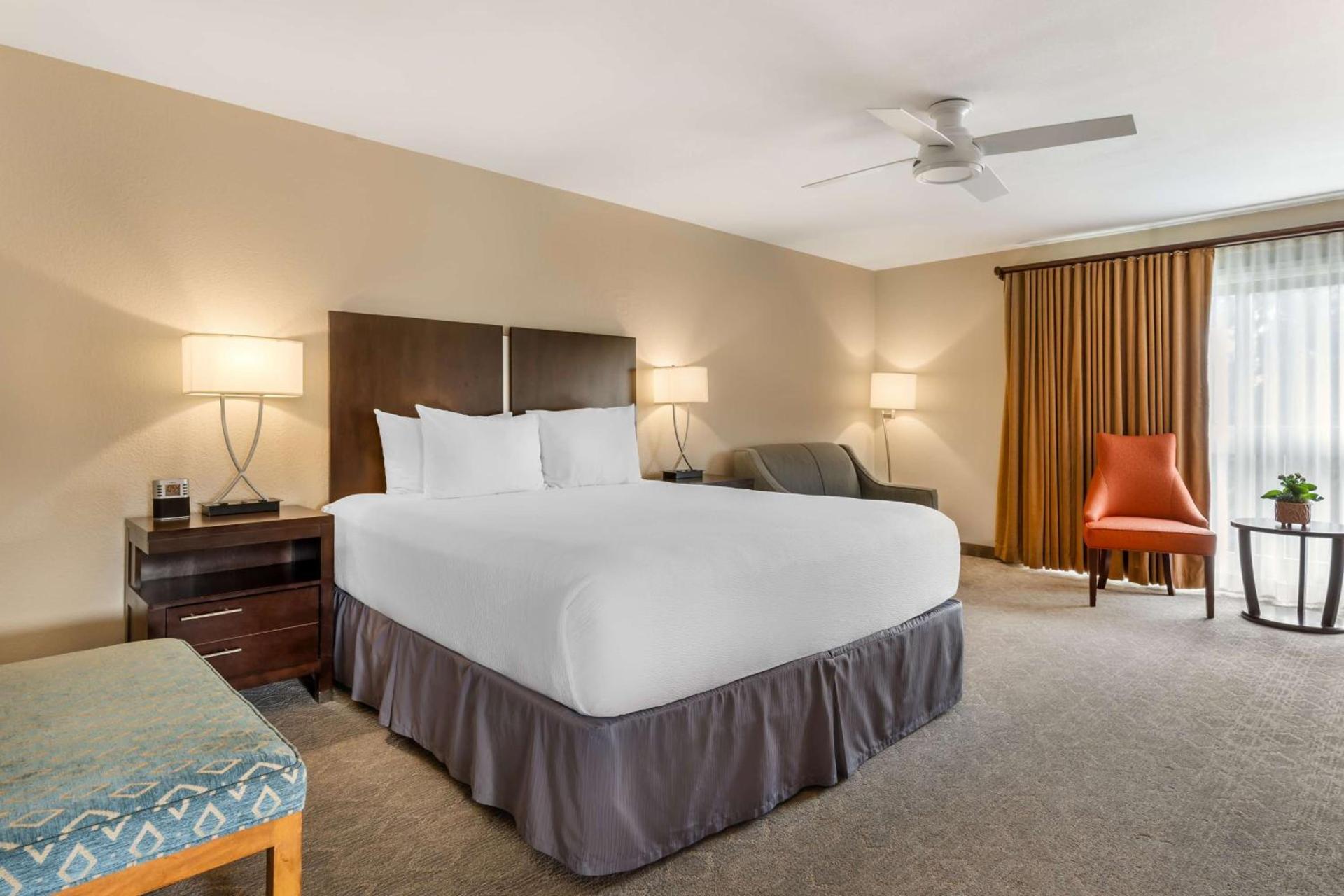 Best Western Plus Monterey Inn photo 34