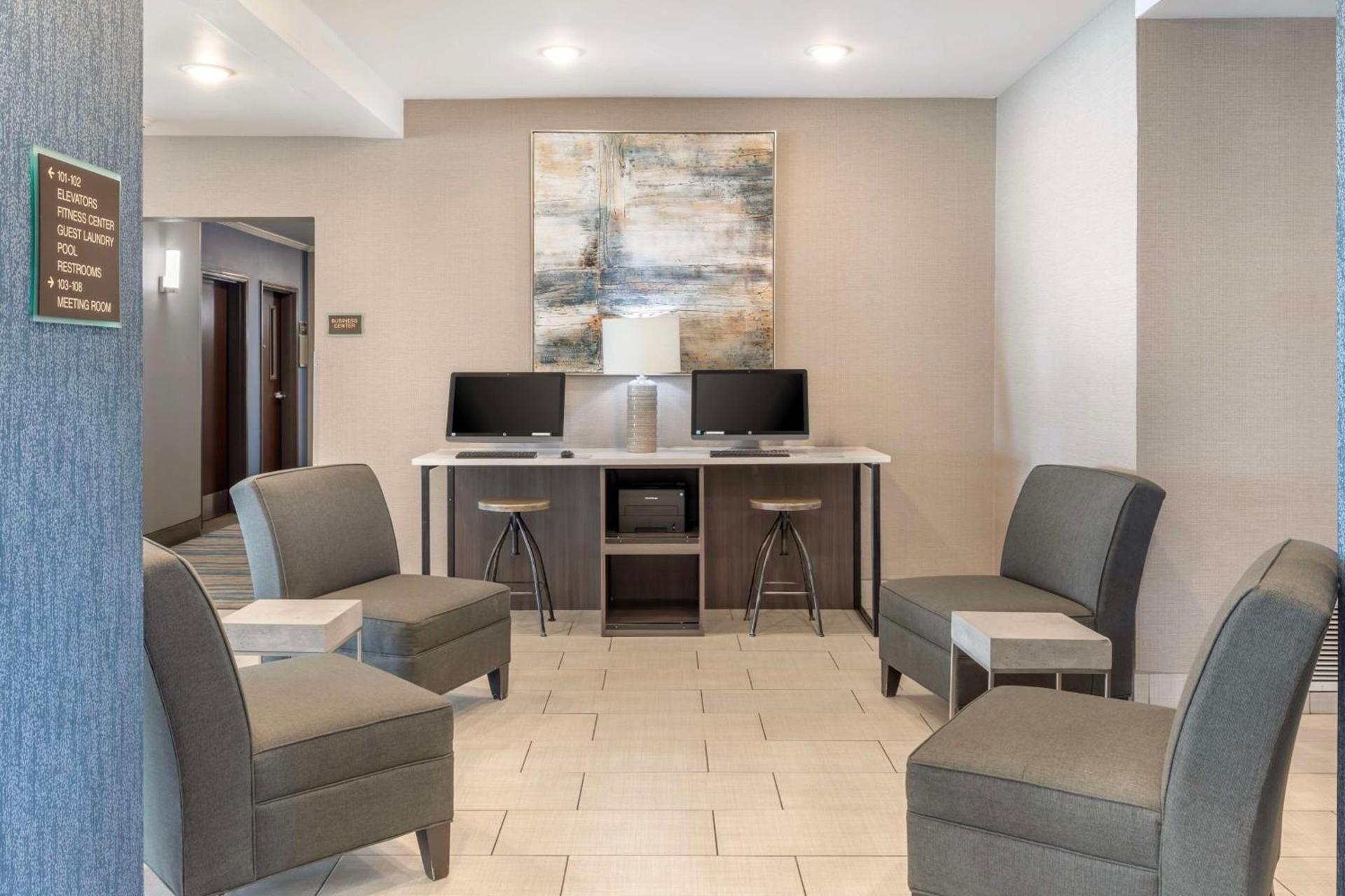 Best Western Plus Stephenville Inn photo 31