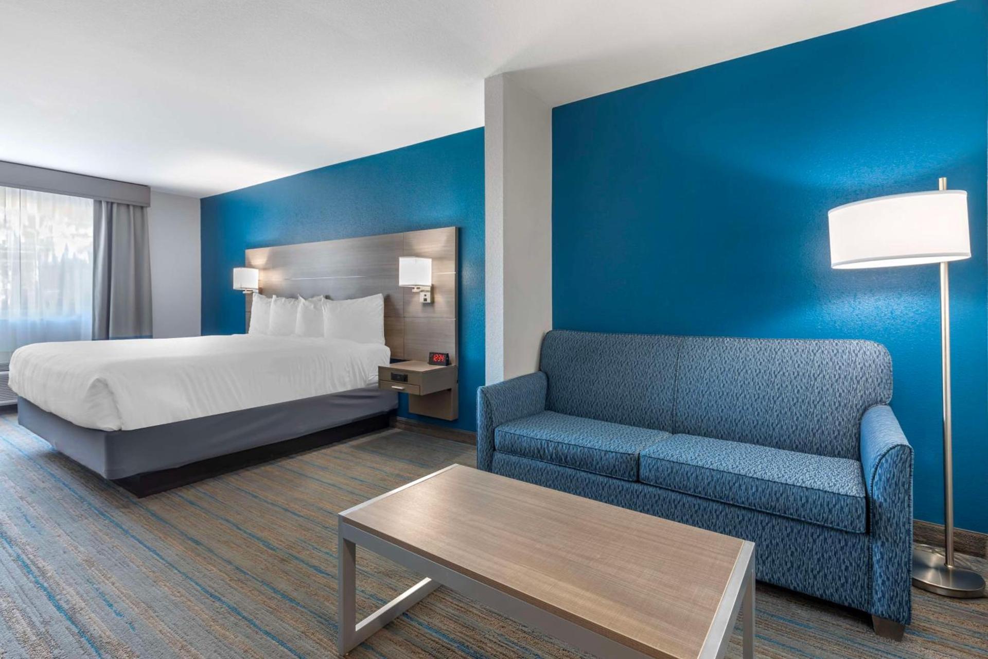 Best Western Plus Stephenville Inn photo 15